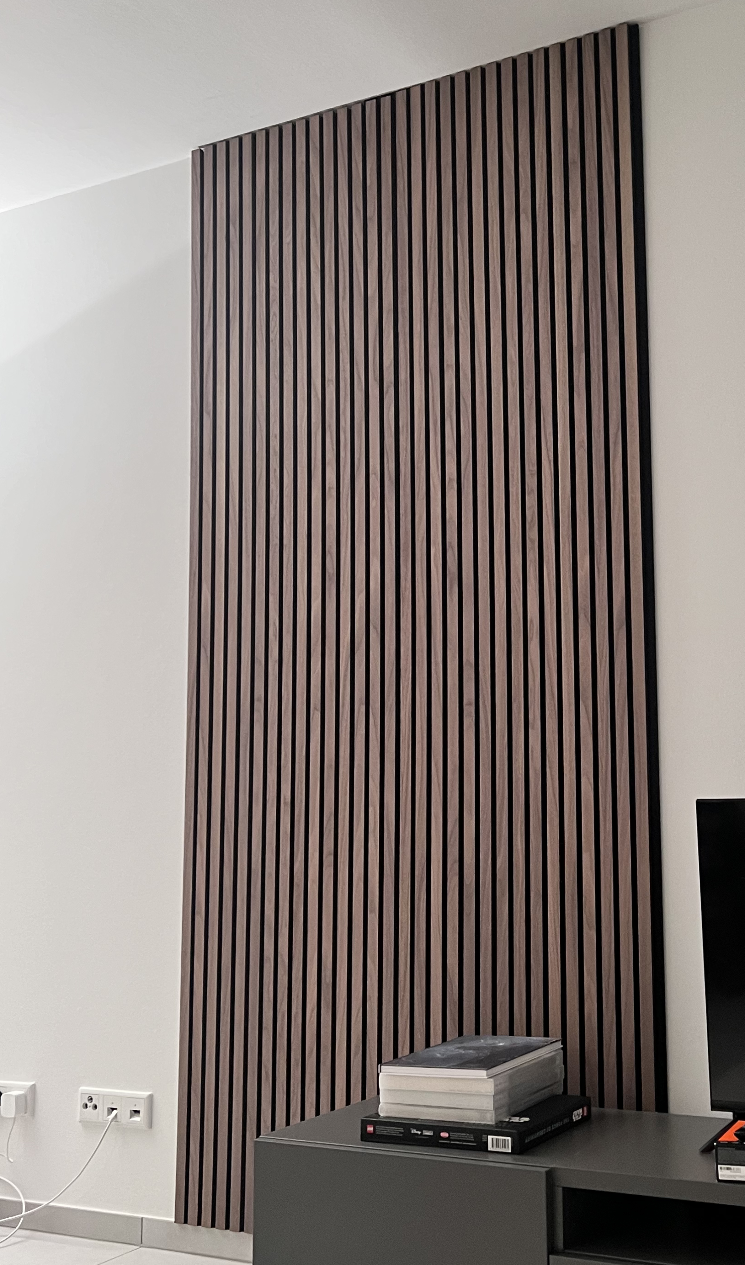 Wooden Wall Panel Mounting Comb
