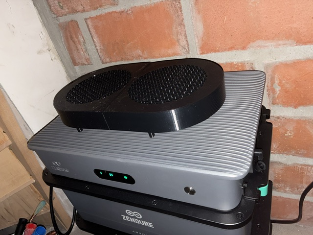 Active cooler for Zendure 2400AC
