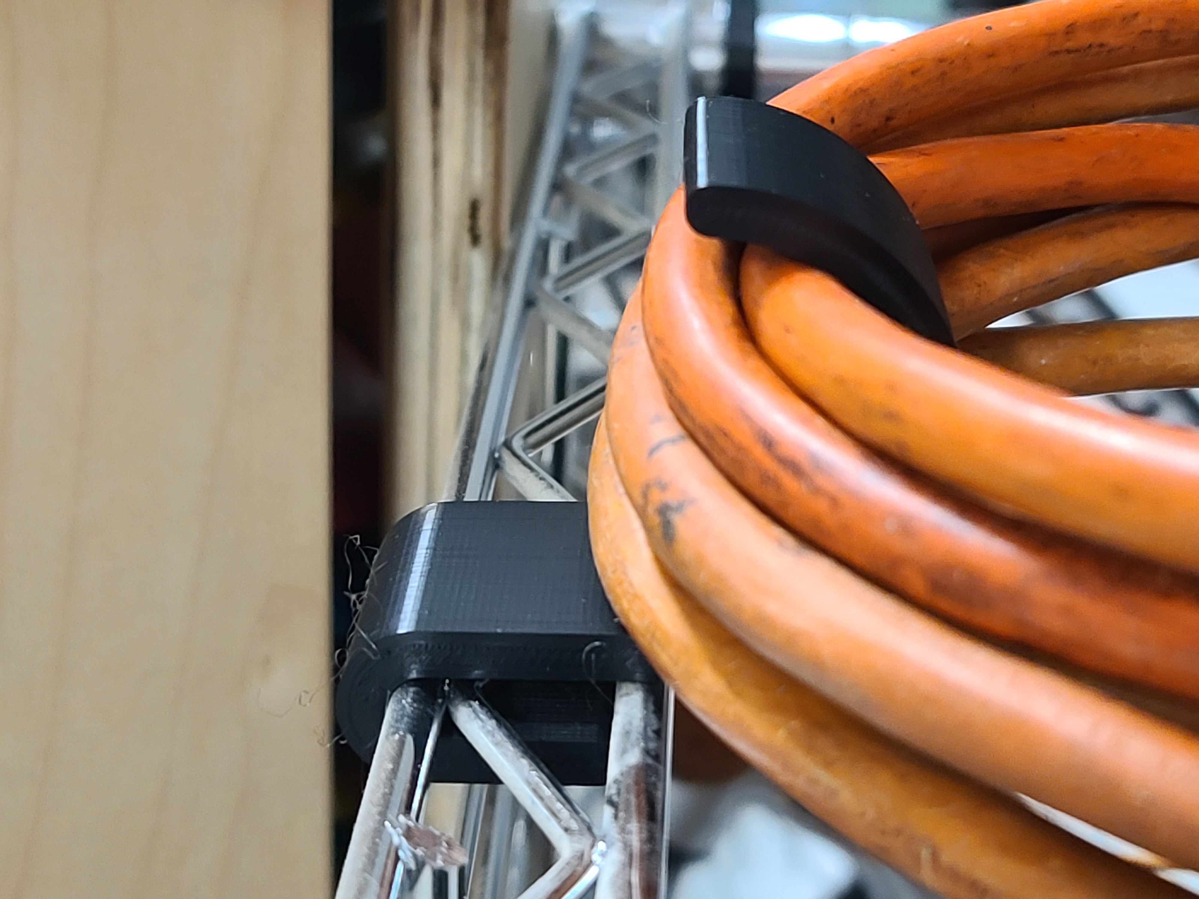 Miniatura 2 do modelo 3D Parametric J Hook (for wire racks?)