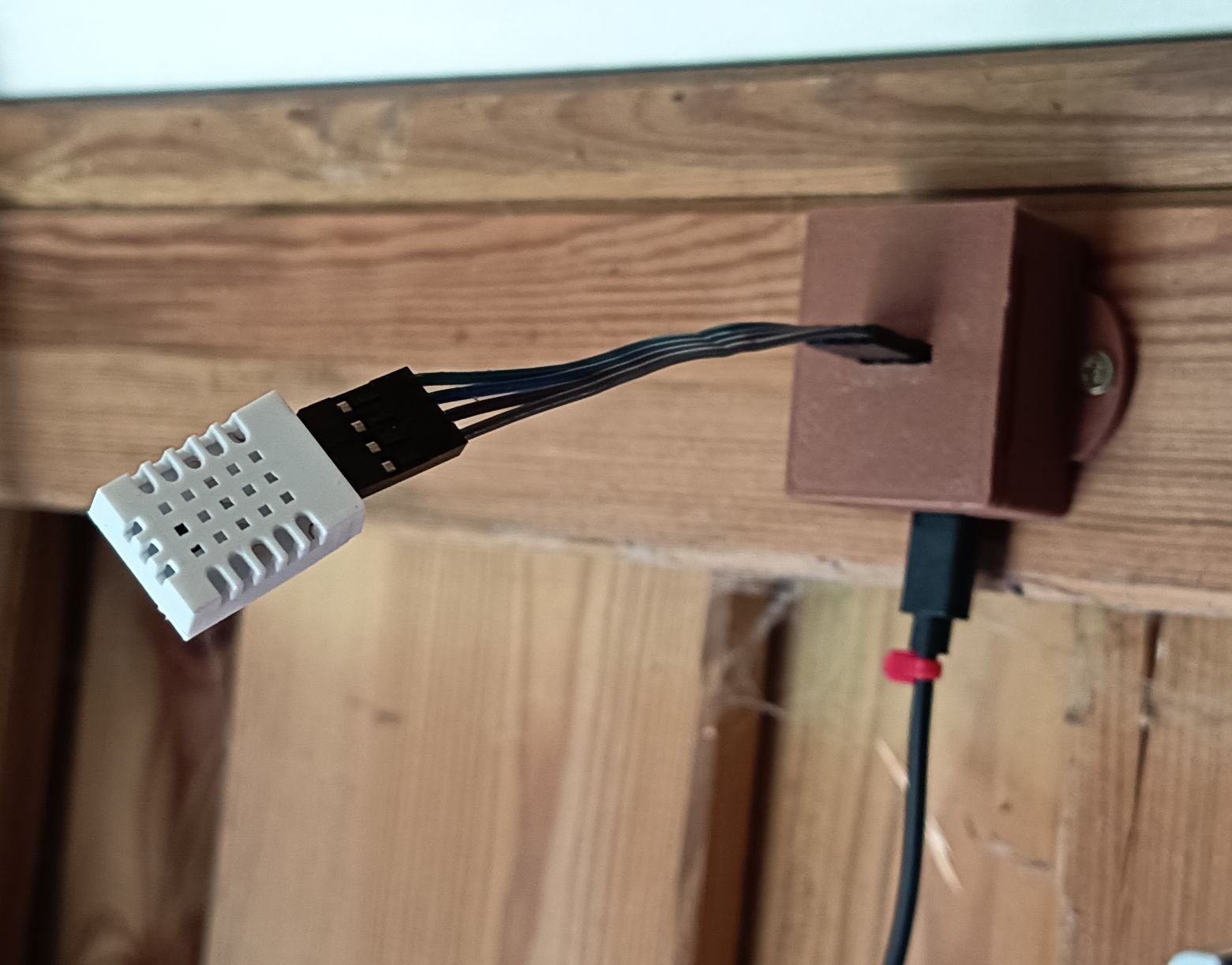 d1mini cover to extract DHT22 connectors