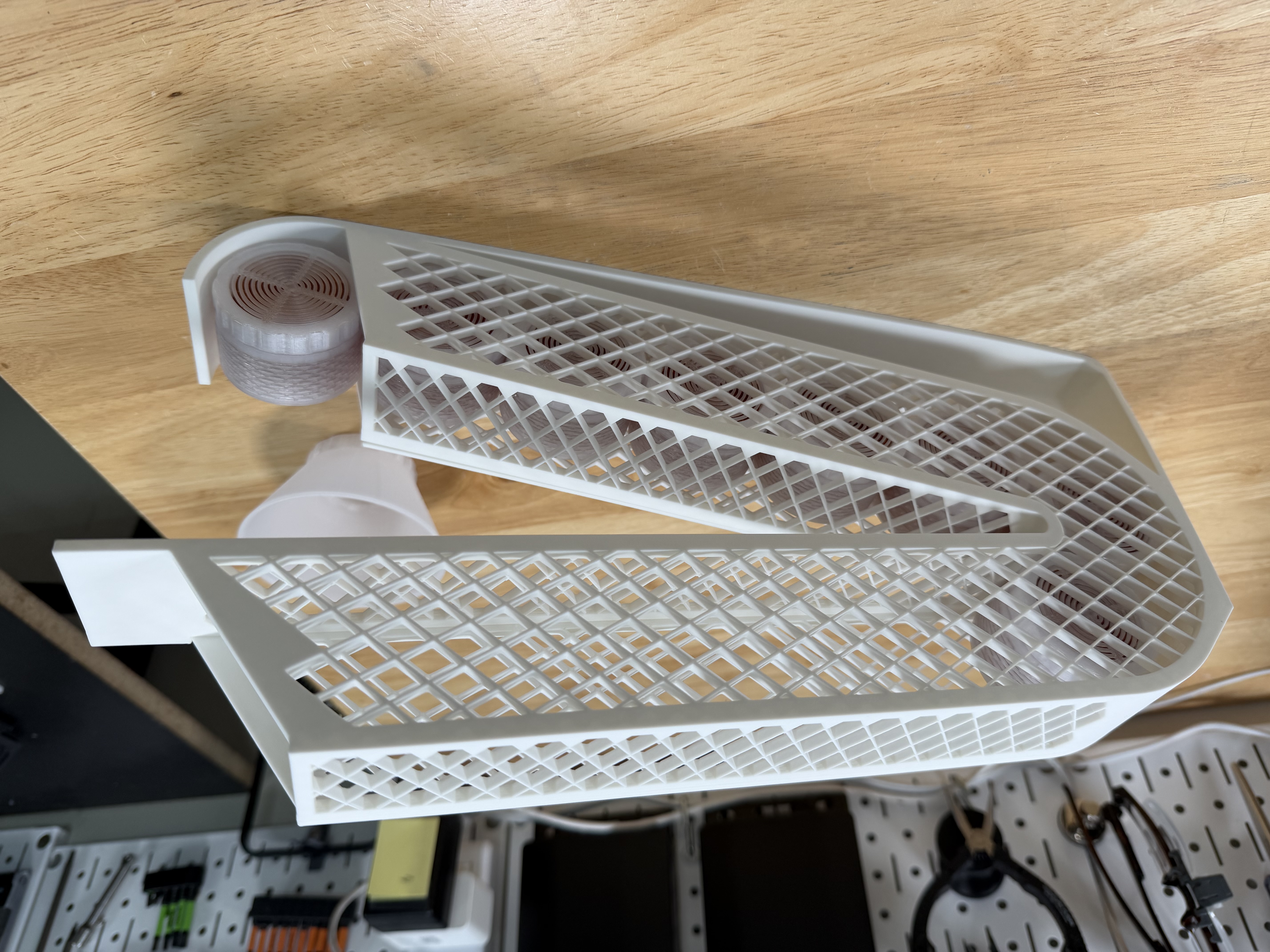 Desiccant Container Dispenser/Passive Dryer