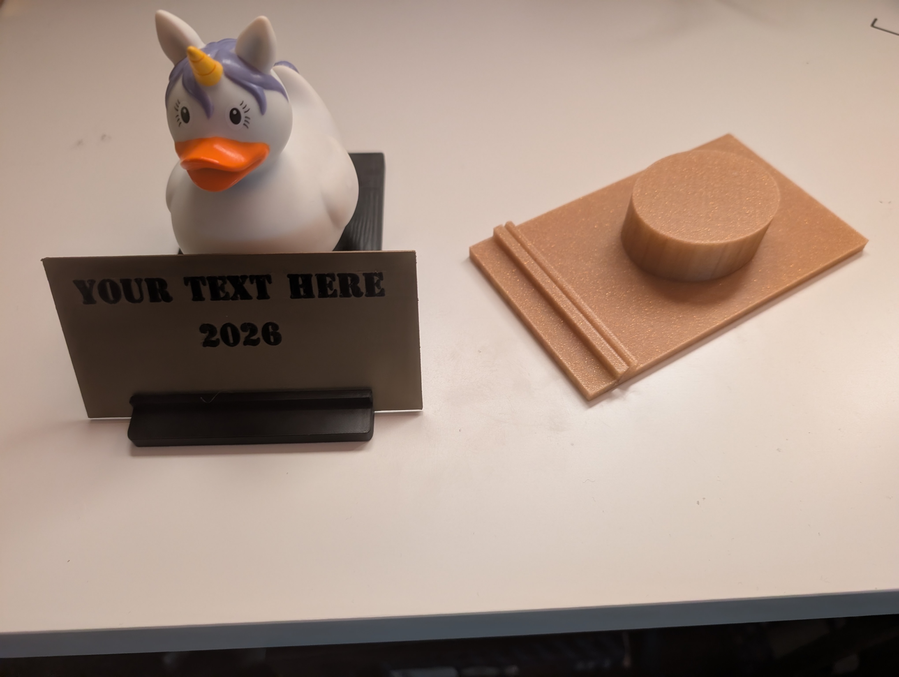 Miniatura 3 do modelo 3D Trophy Stand with plaque