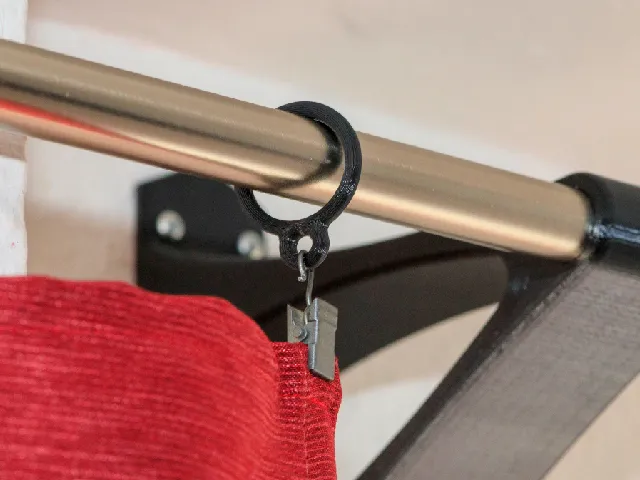 Double O-Ring to hang things on a rod