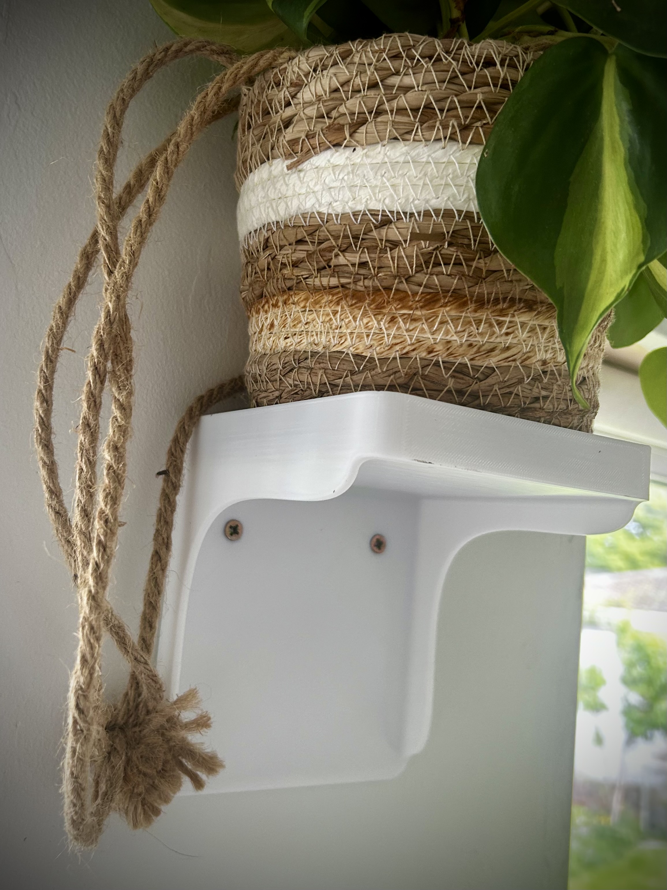 Wall mounted plant pot holder 120mm x 120mm