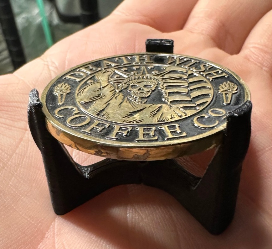 Challenge coin display mount