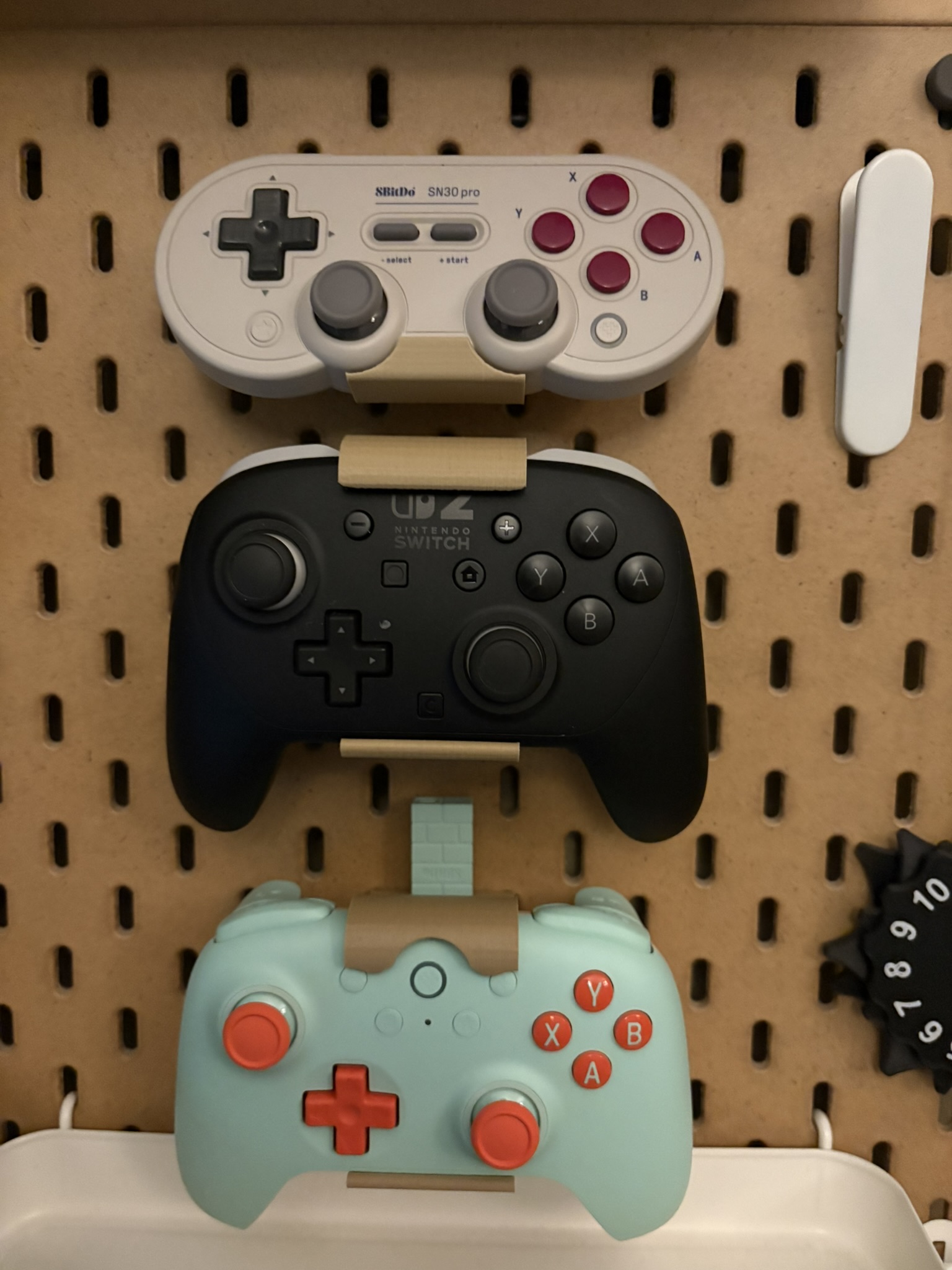 Nintendo Switch 2 Pro Controller holder for IKEA Skadis