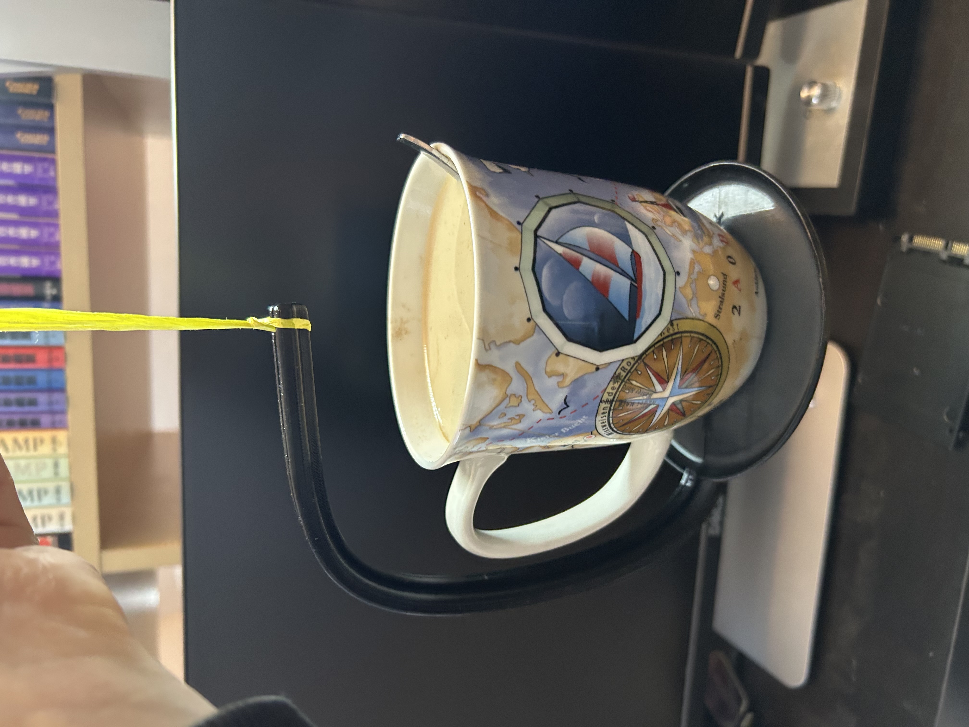 "Unspillable" Mug Carrier