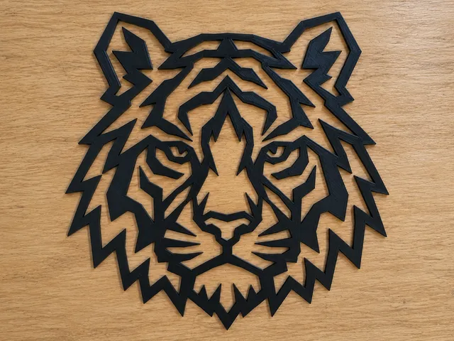 Geometric Tiger Head Wall Art – 3D Printable Animal Silhouette