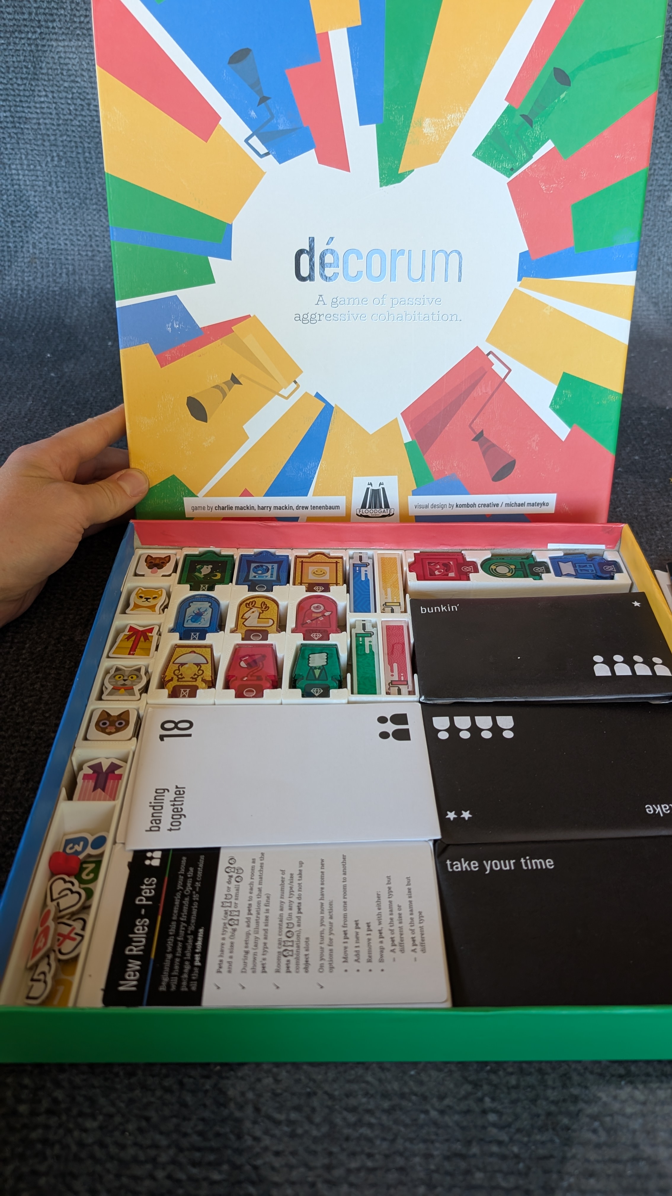Decorum Thin Insert