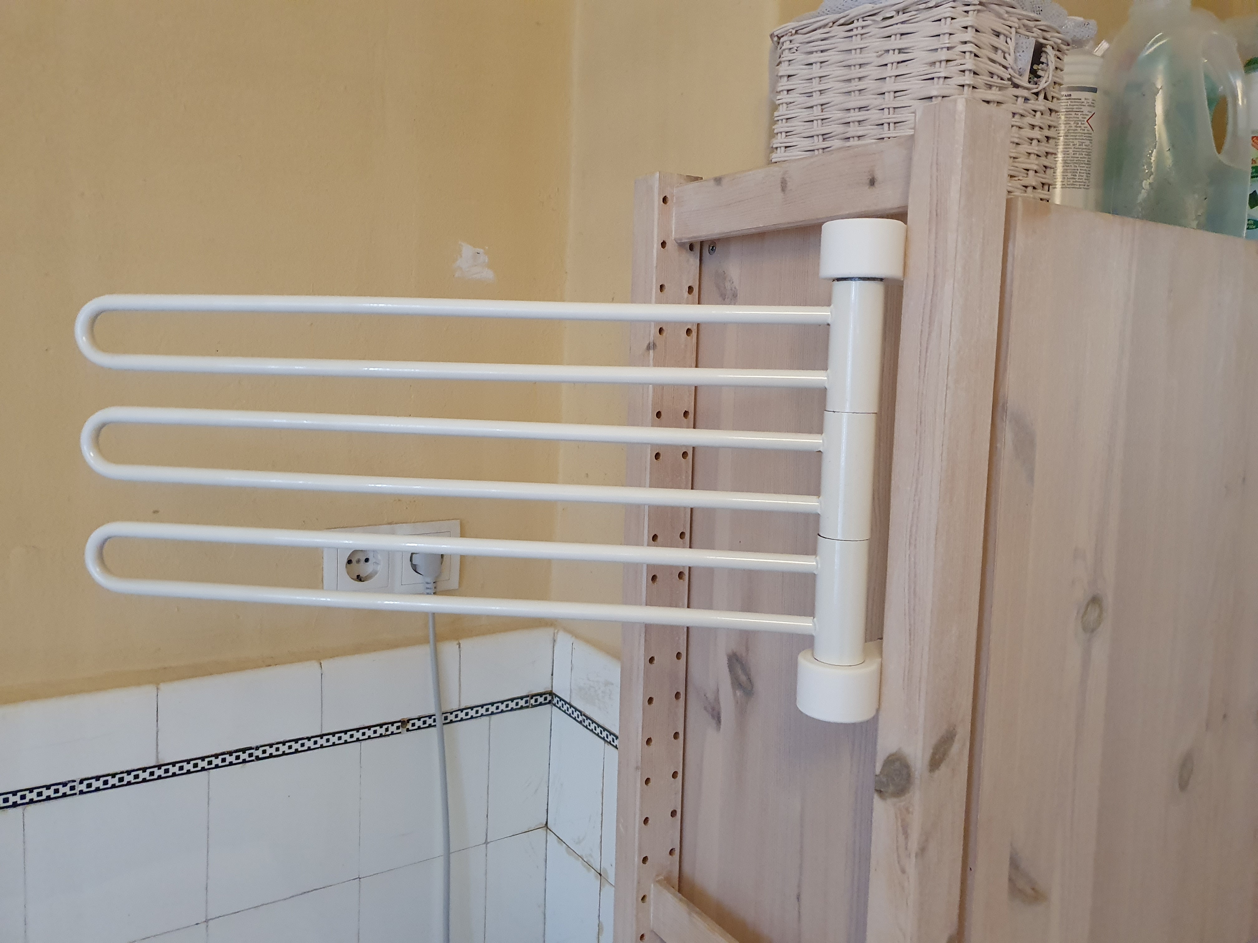 towel rack for Ikea Ivar