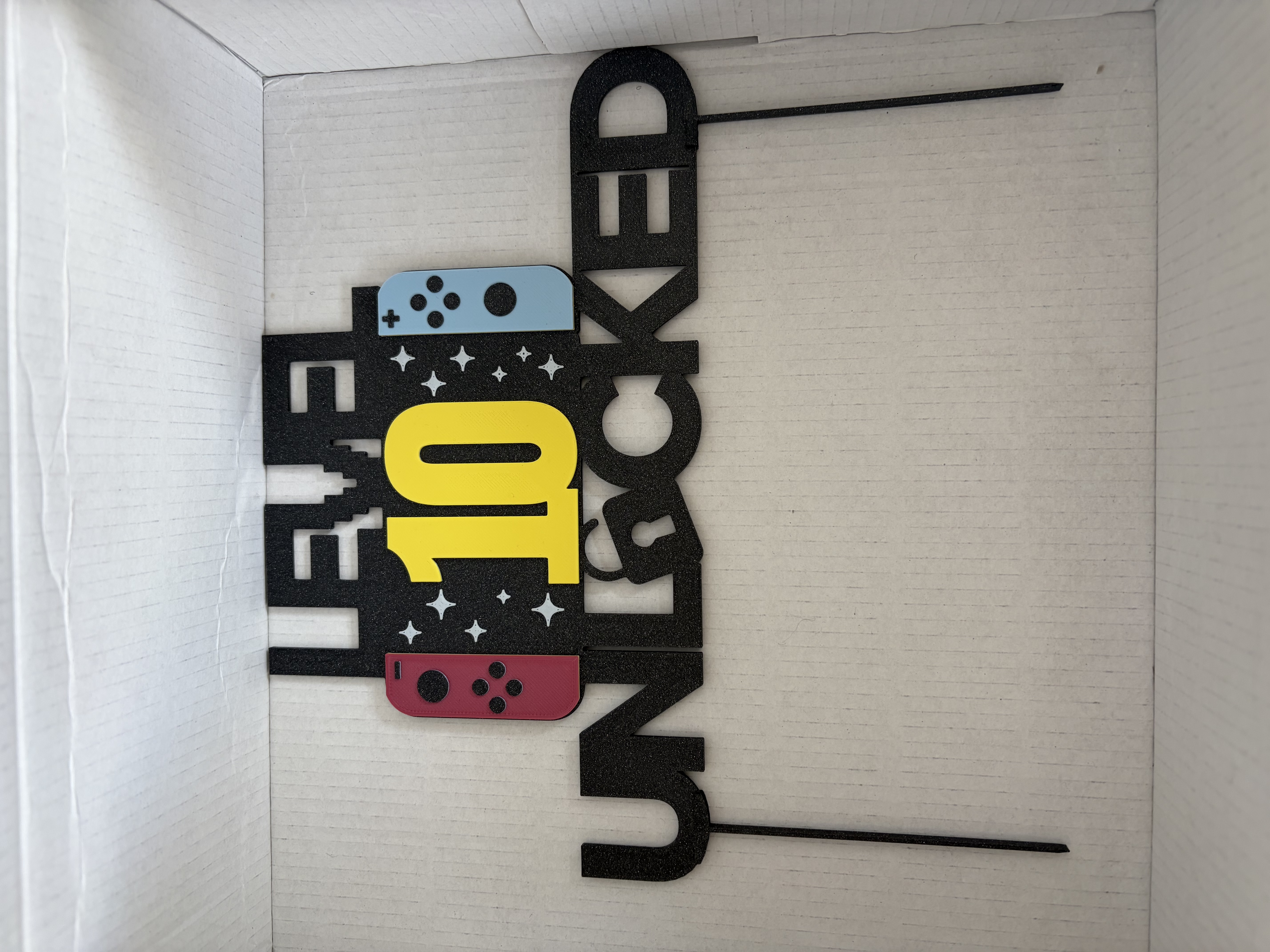 Nintendo cake topper — thumbnail 2