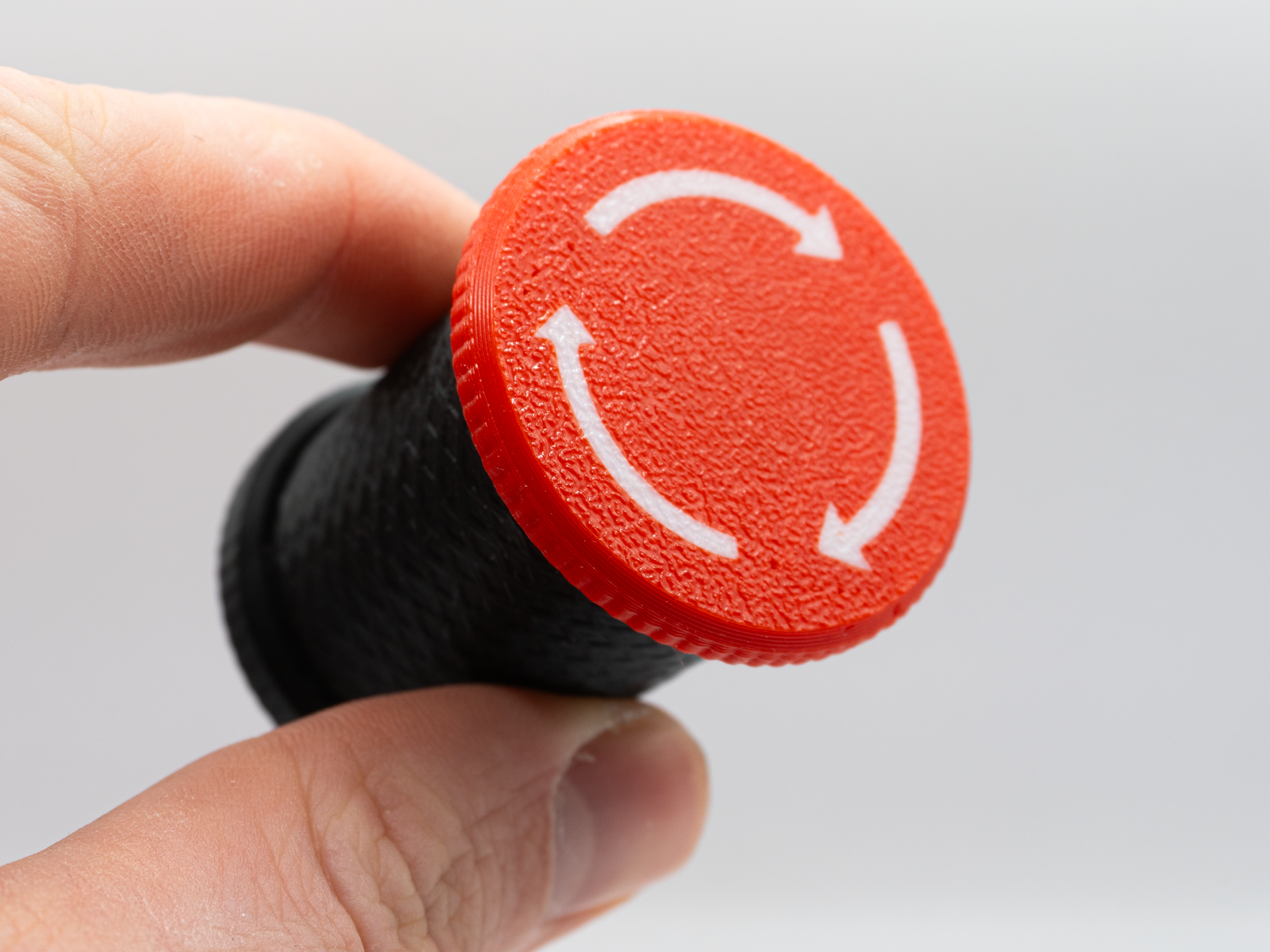 Miniatura 3 do modelo 3D Red Button Fidget