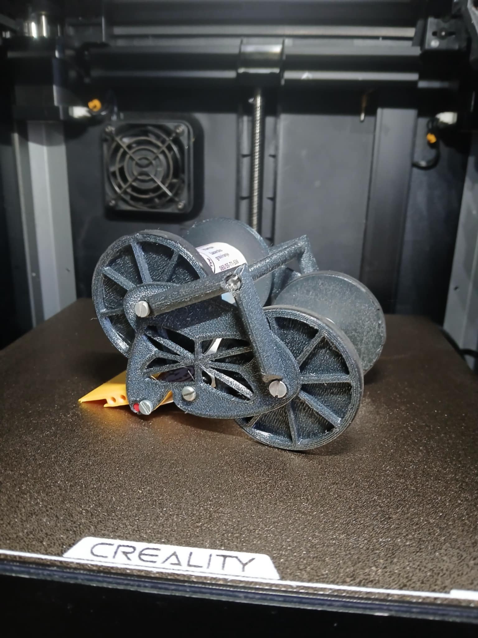 Label applicator for 50mm and 40mm rolls