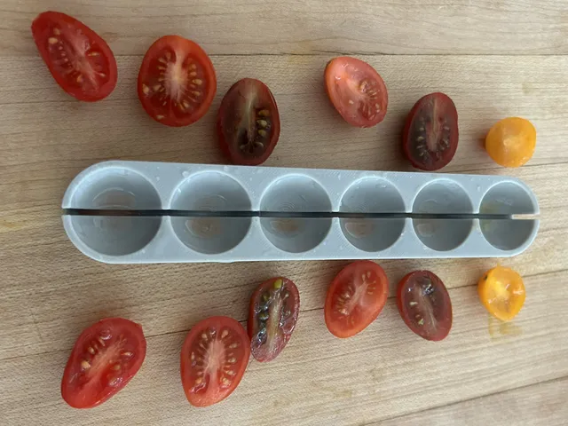 Cherry Tomato Slicing tool