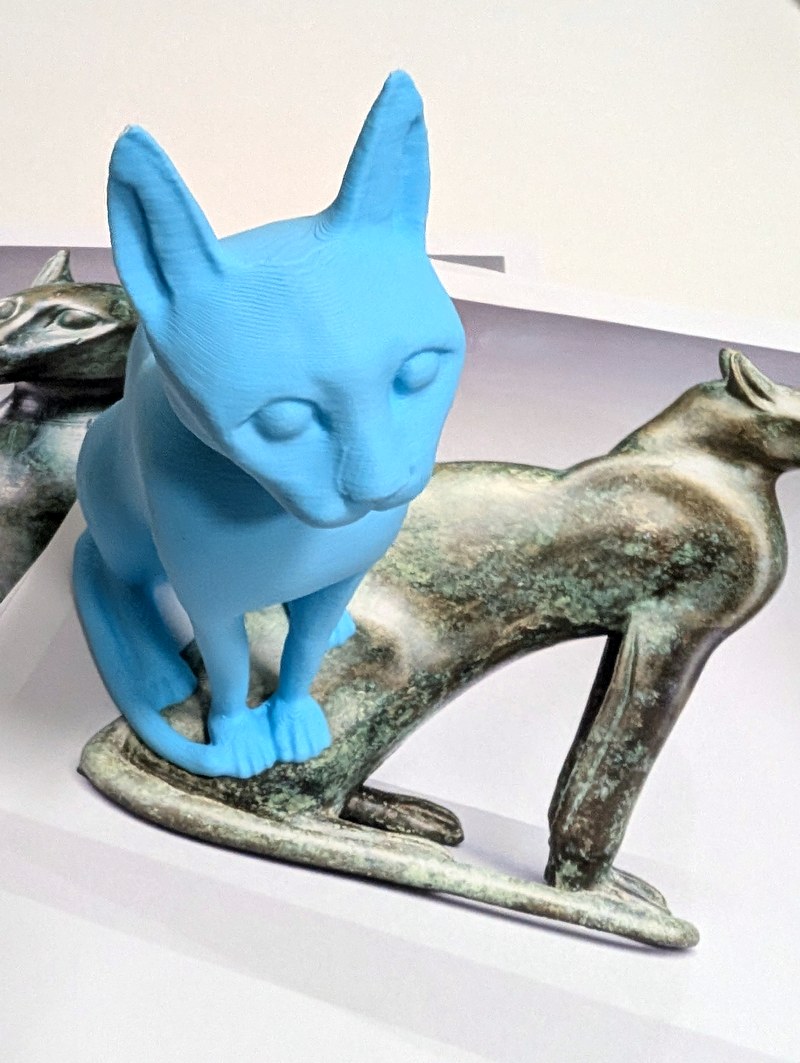 Egyptian Cat Statuette — miniatura 2
