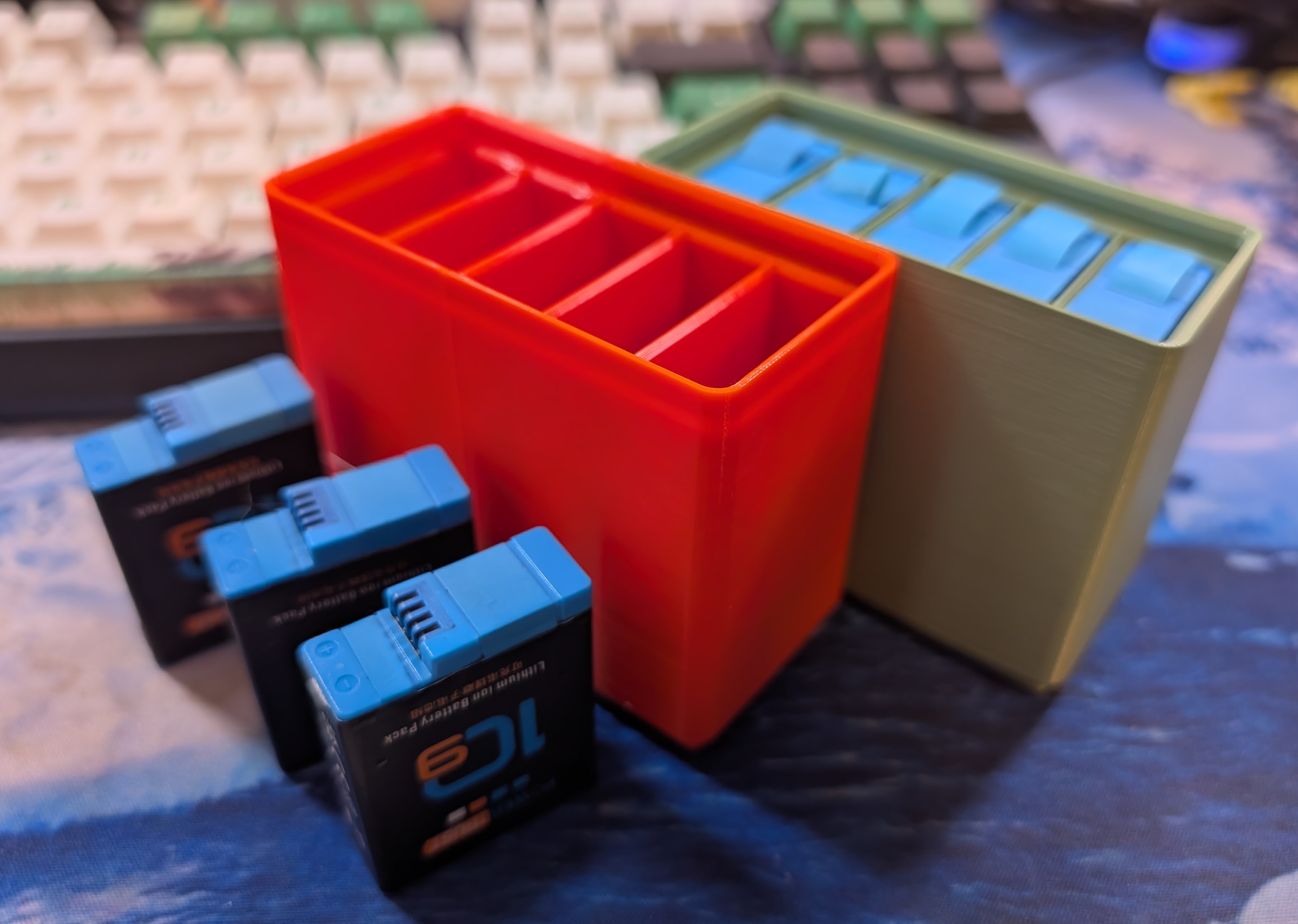1x2x9u gridfinity bin for storing 5 GoPro batteries (new form factor)