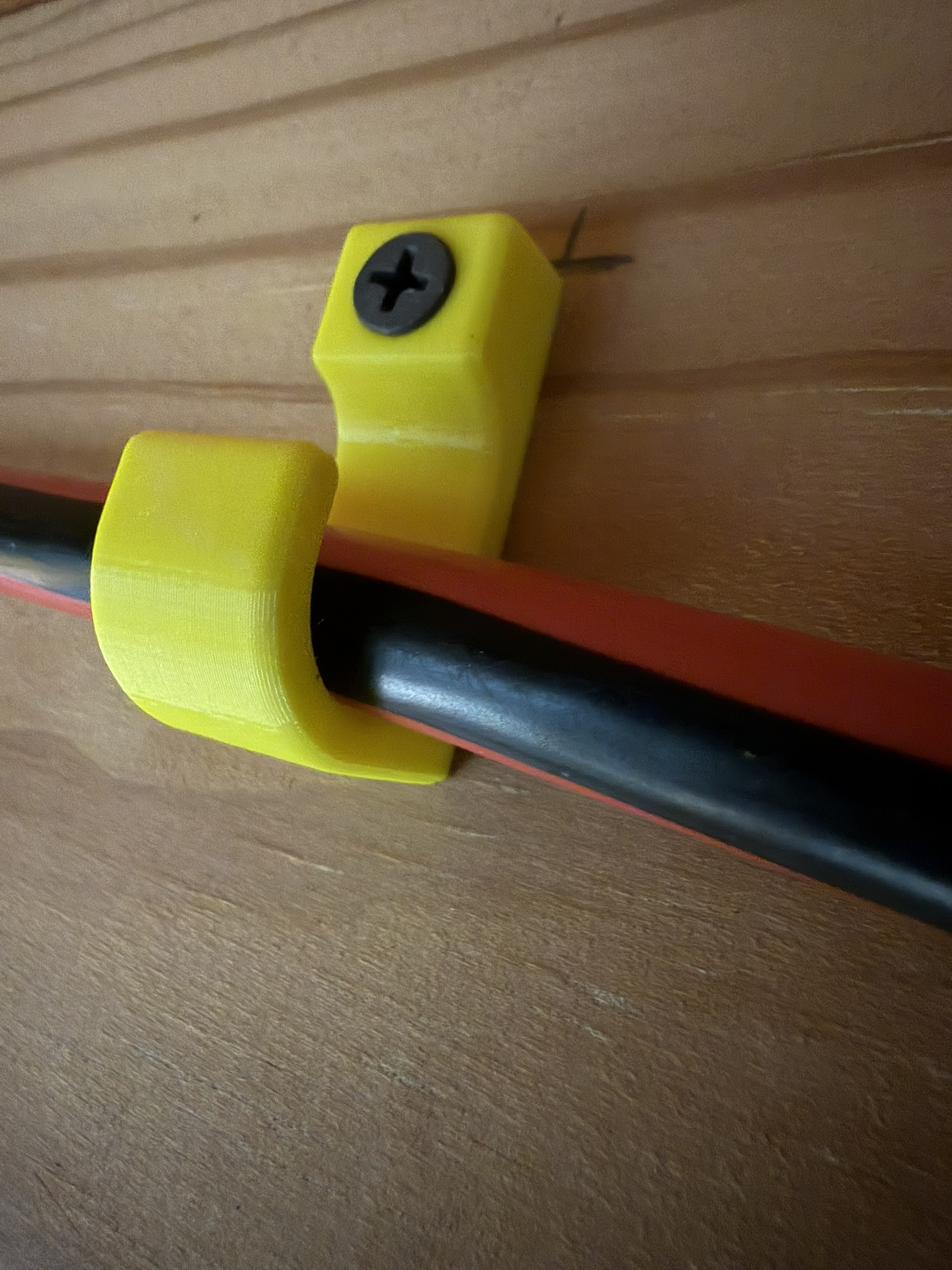 Extension Cord Holder/Hook with 90 Degree Corner Bend Option