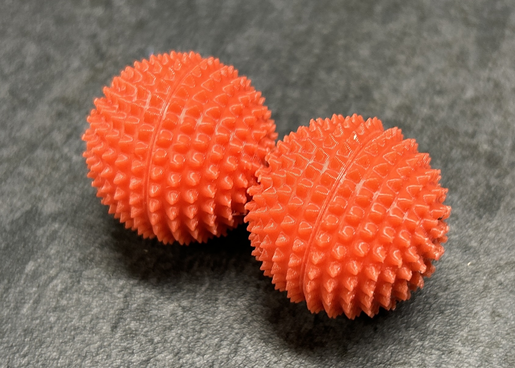 Magnetic Fidget Spike Balls - Spiky Magnetic Stress Balls