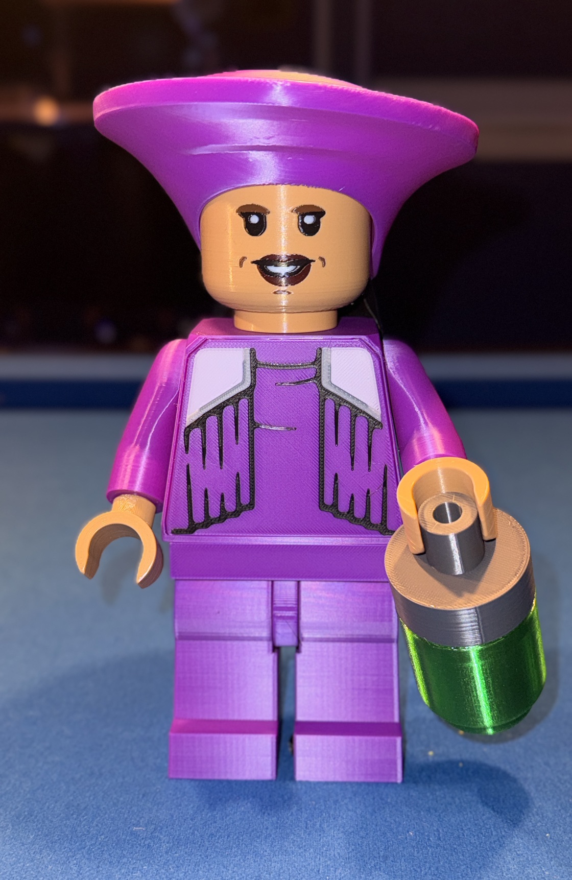 Star Trek TNG Guinan MegaFigure (5:1 Scale)