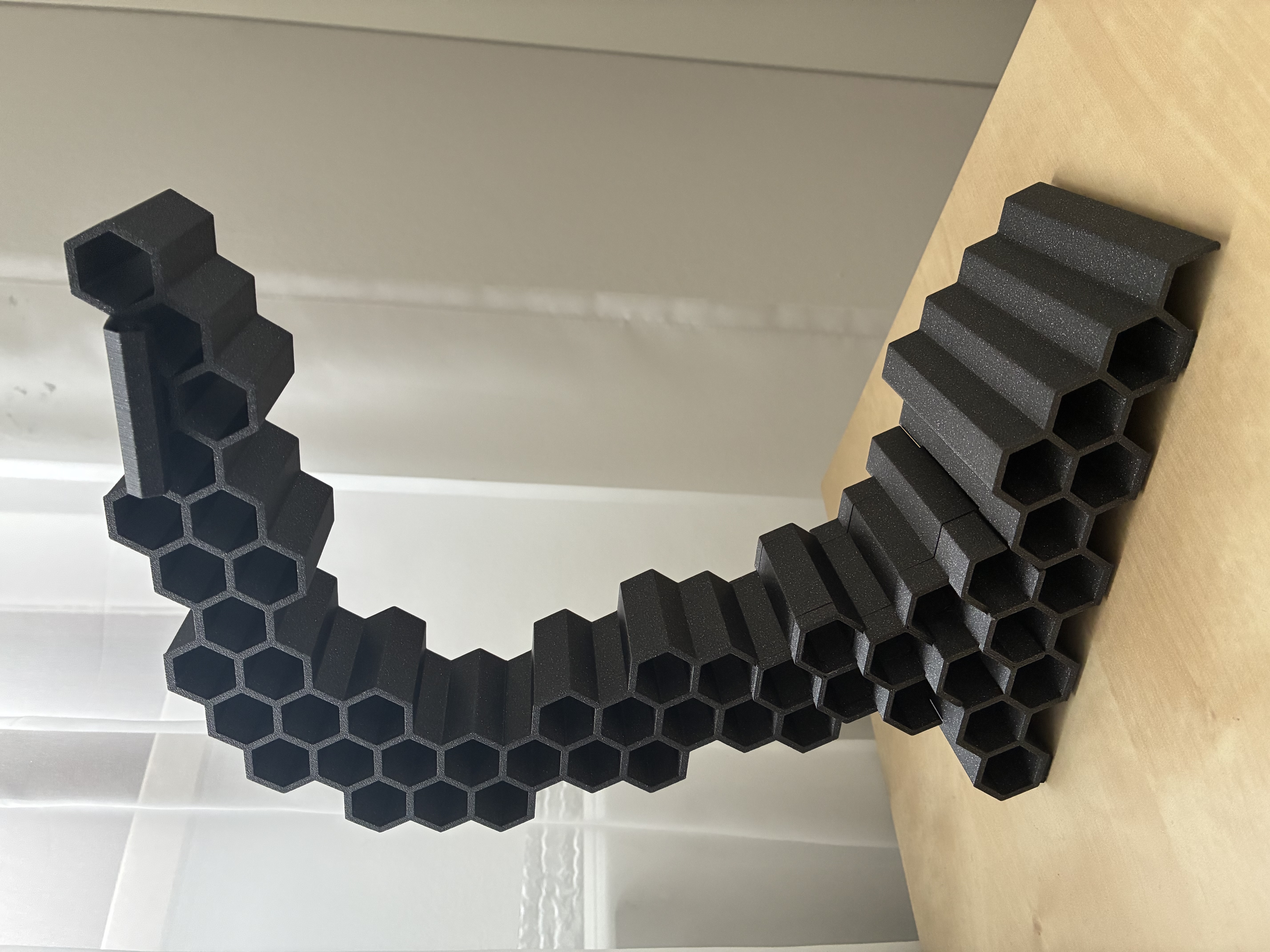 Honeycomb headphone stand V2