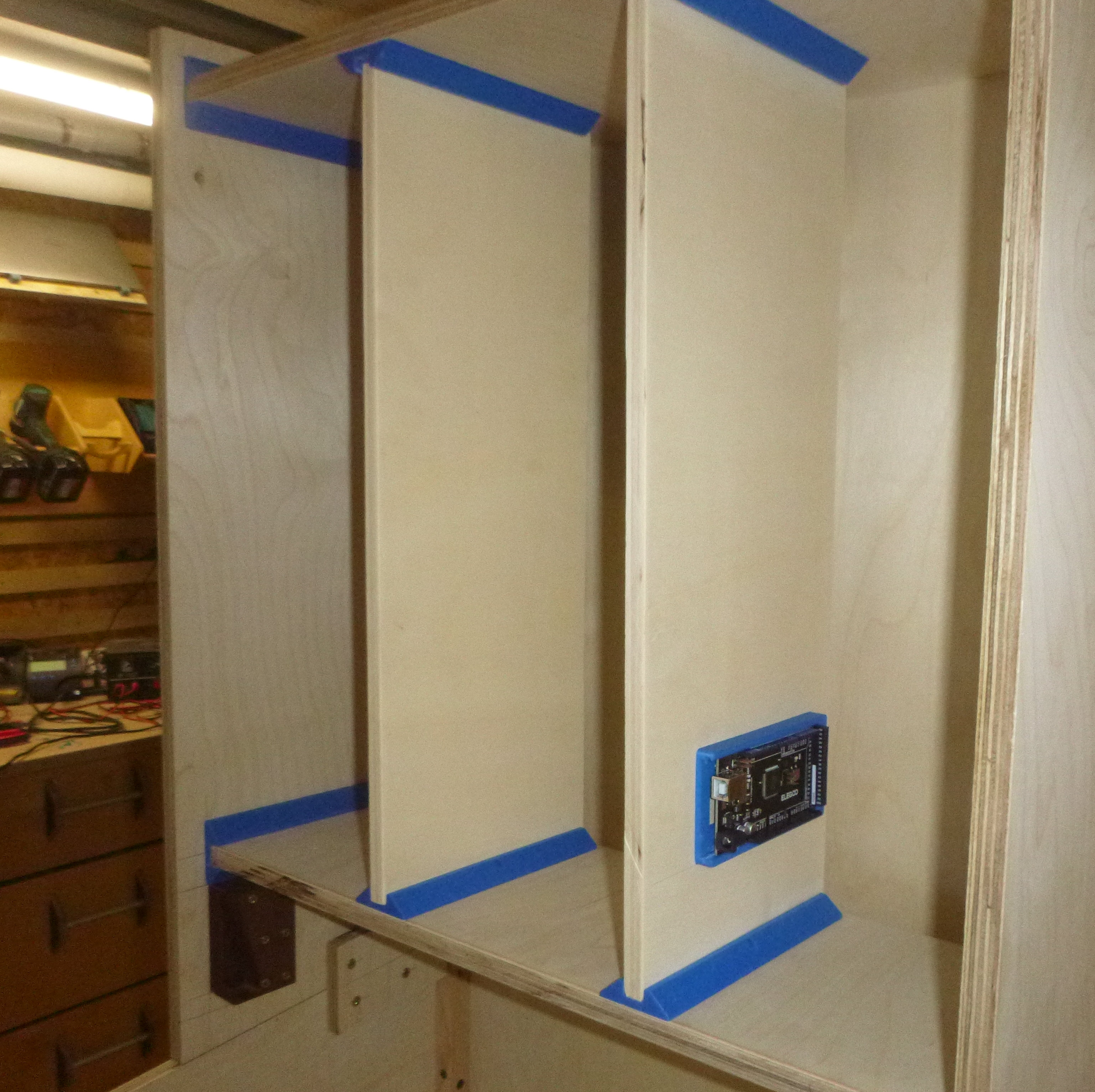Guide rail for the multiplex plates, for the construction of my pinball machine.