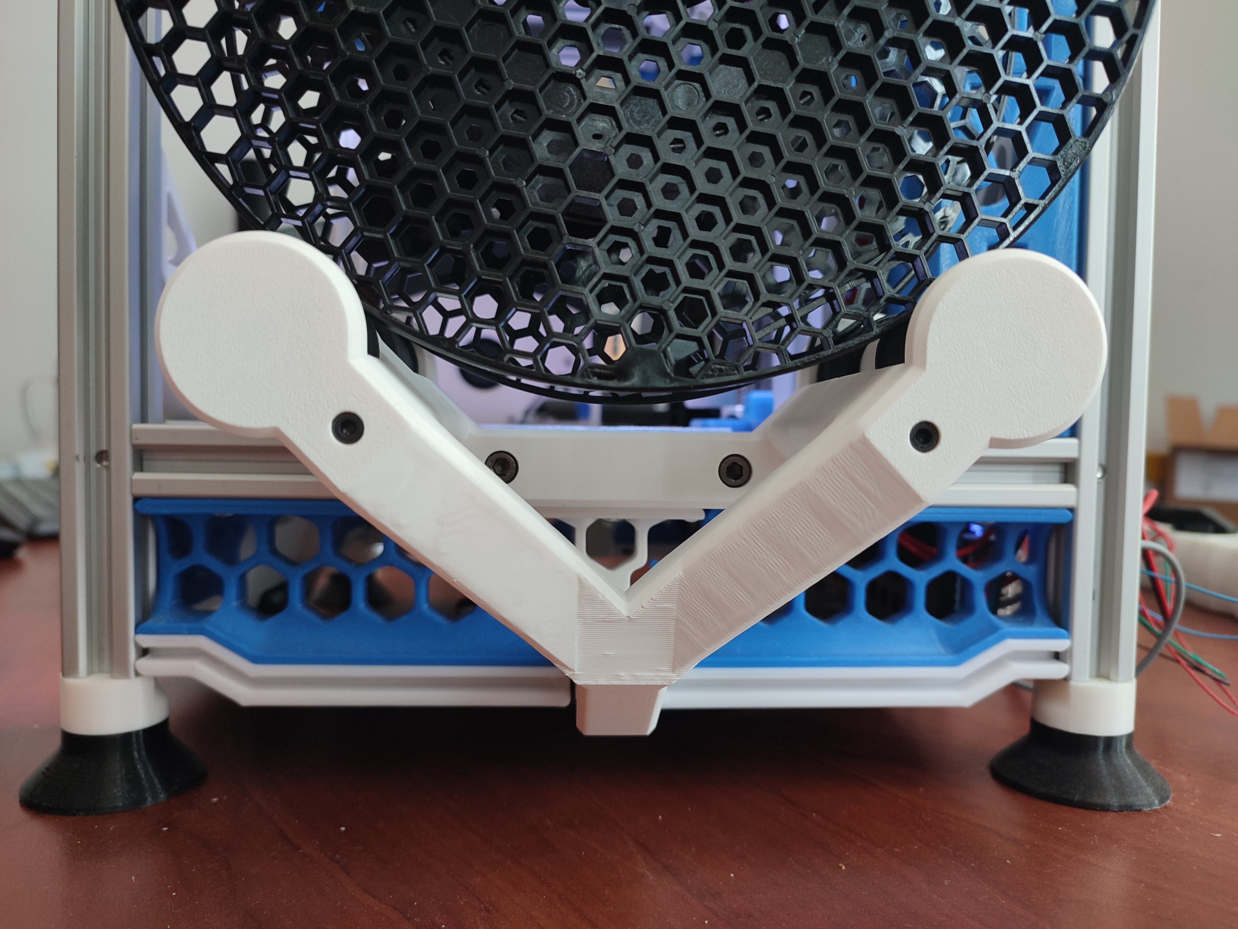 Miniatura 3 do modelo 3D Tiny-M / Universal Spool Holder with Mini Rollers