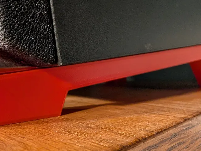 Less Tilted Speaker Stand