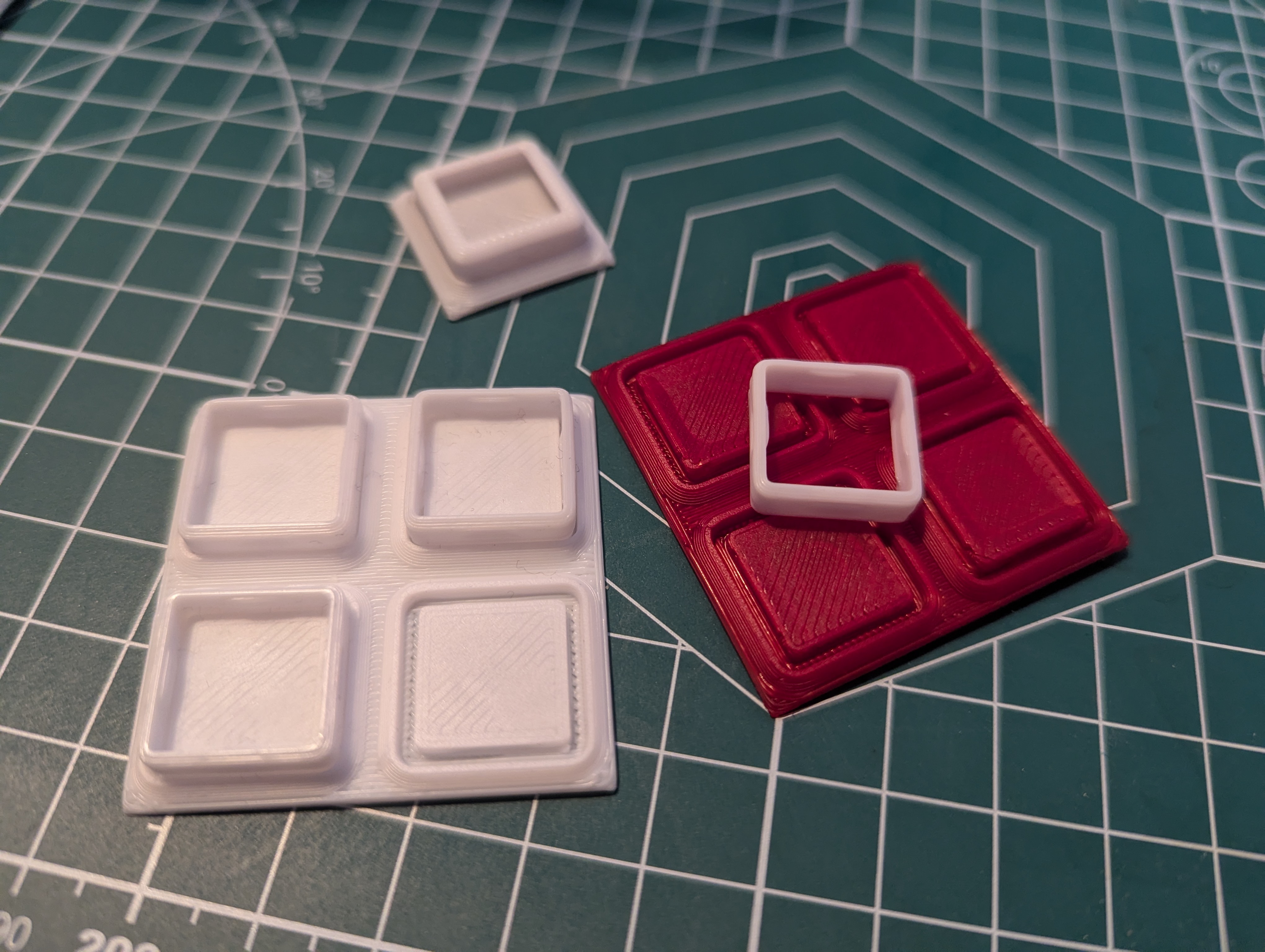 CLACKBin Connector - no magnets, no problem