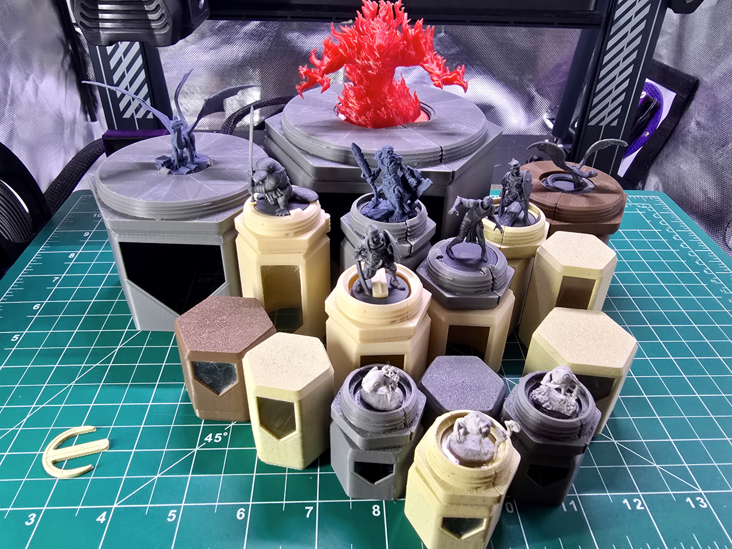HexiVault Parametric Mini Case