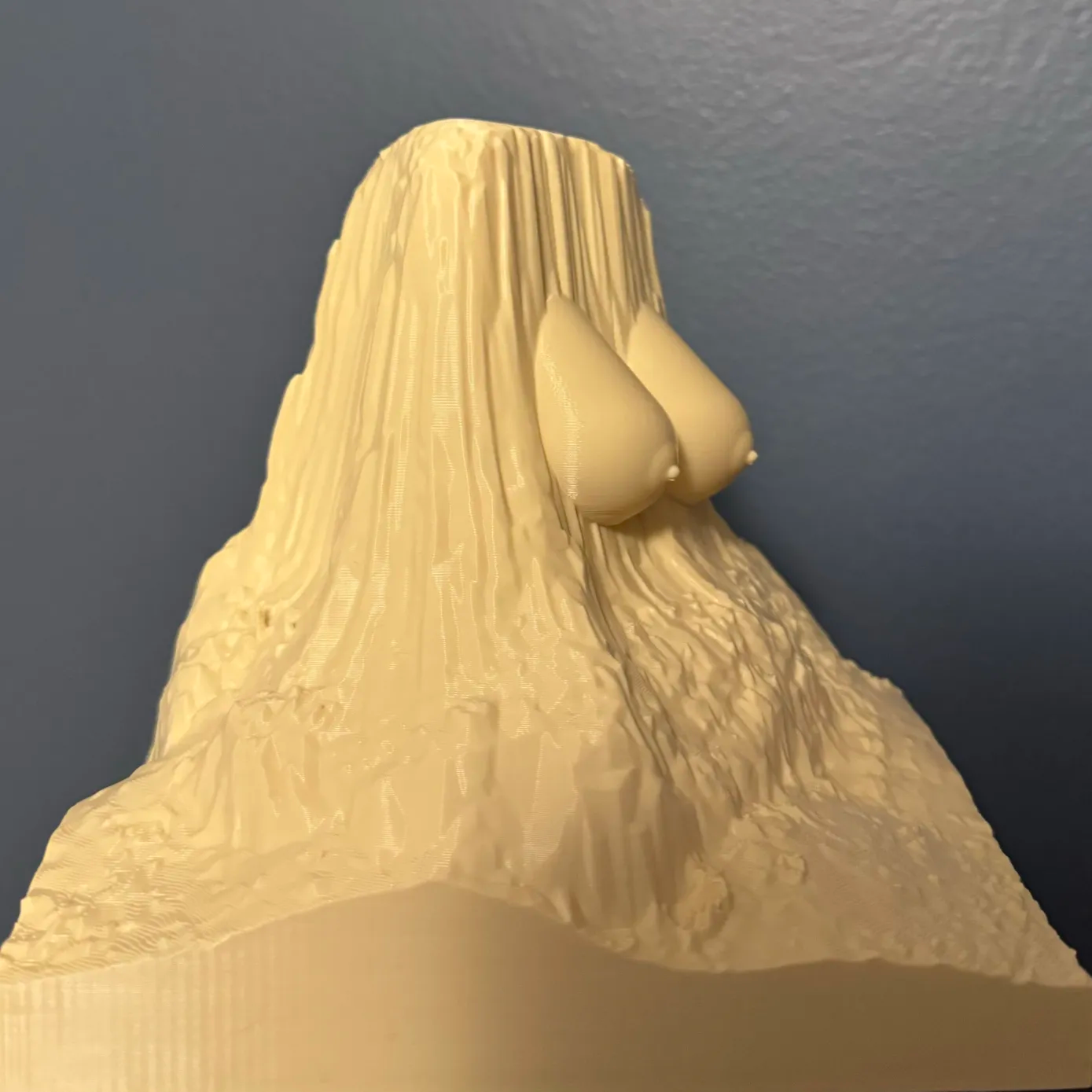 Devil's Tower... With Boobs — miniatura 3