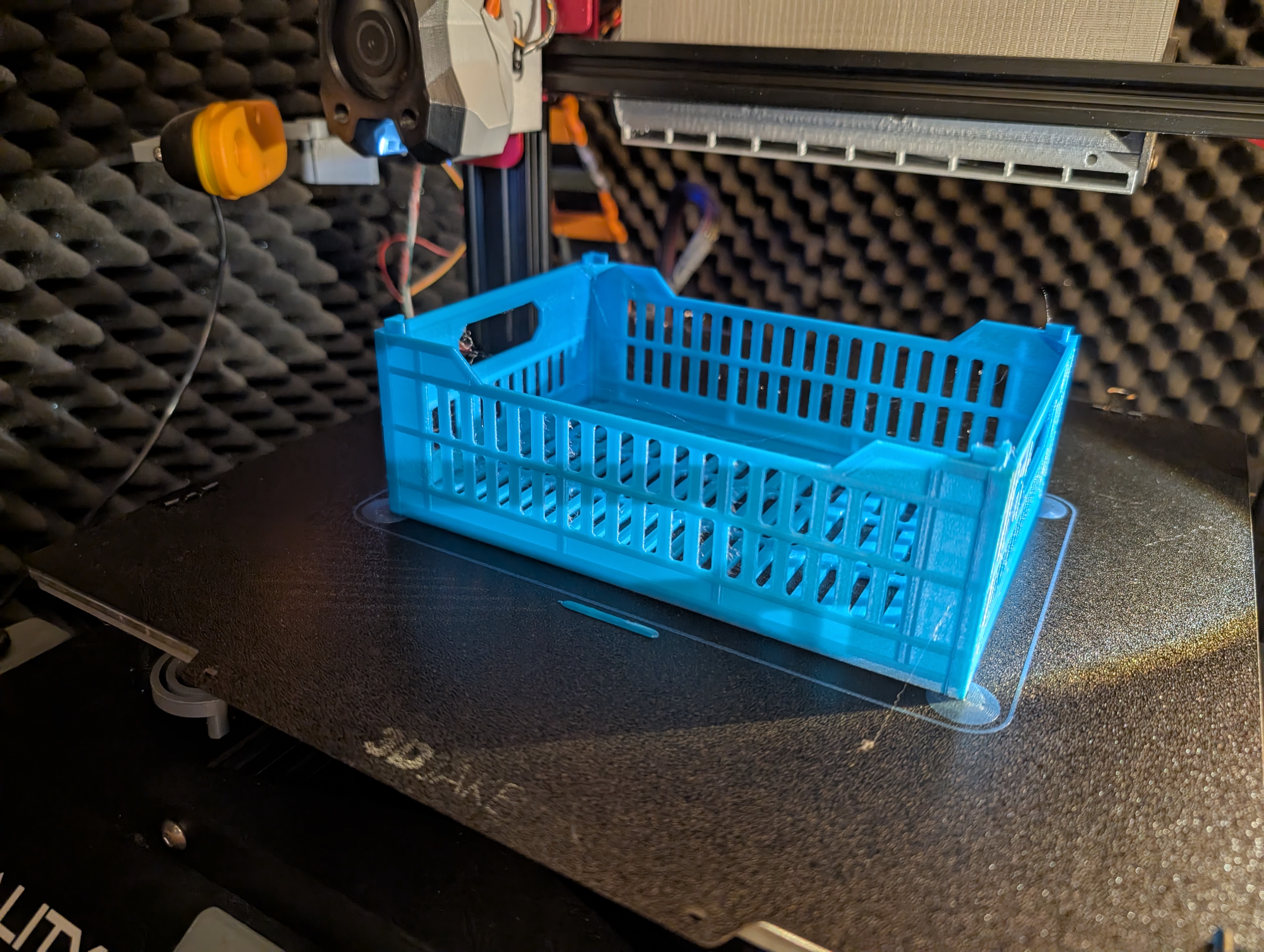 Miniatura 9 do modelo 3D Stackable Crate Plus (less material) | REMIX