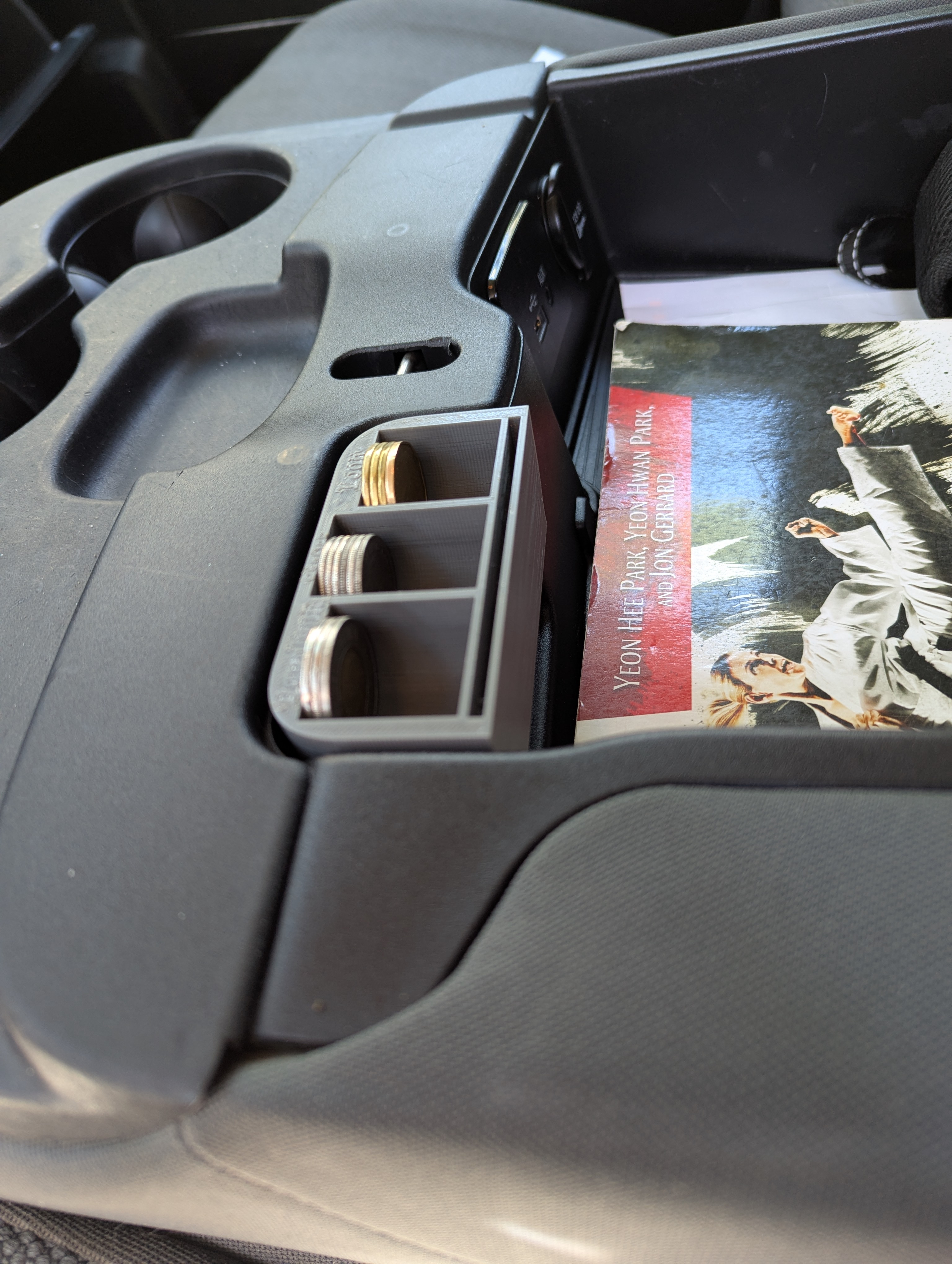 2013-2018 Dodge RAM Canadian coin tray