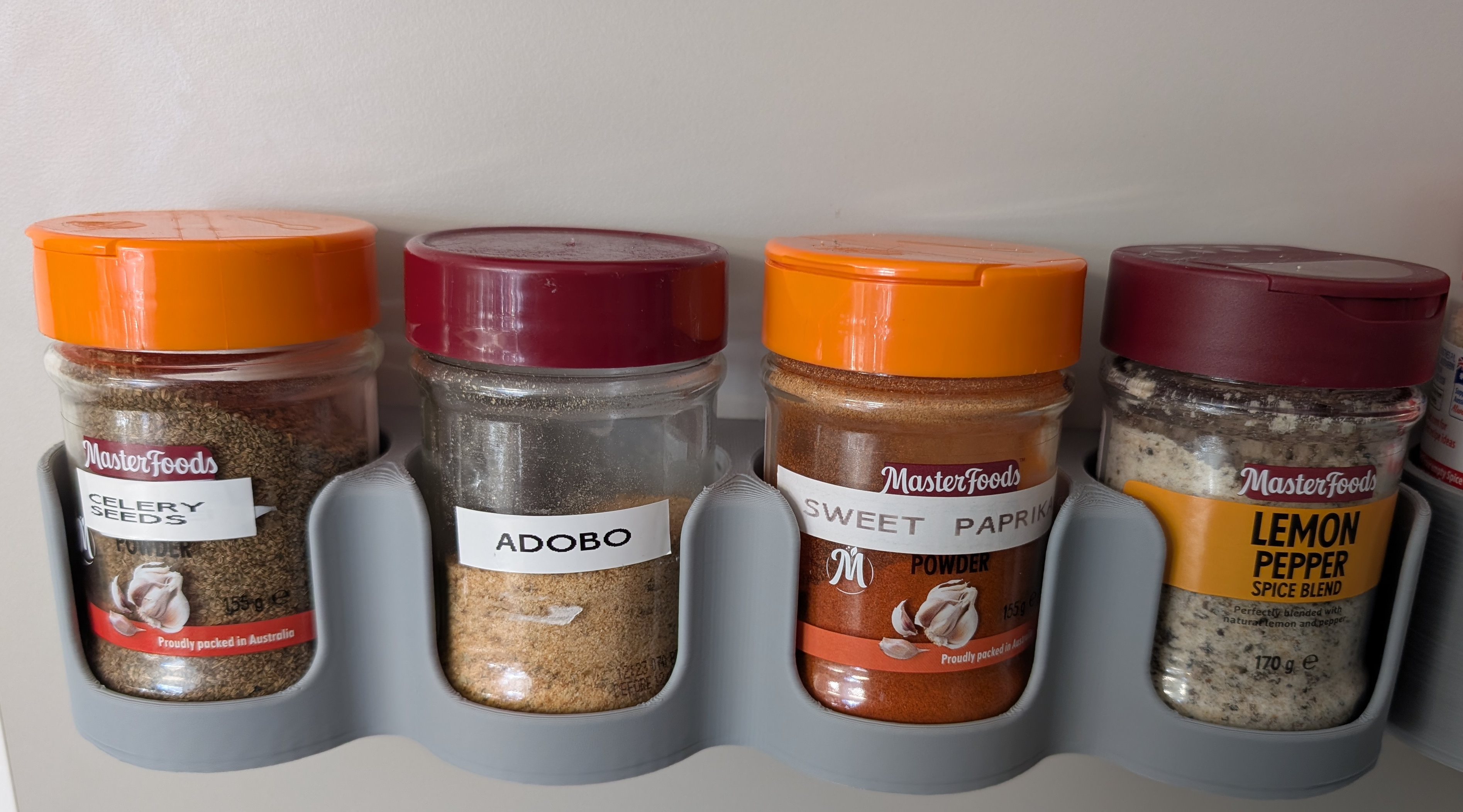 Miniatura 2 do modelo 3D Parametric Spice Rack