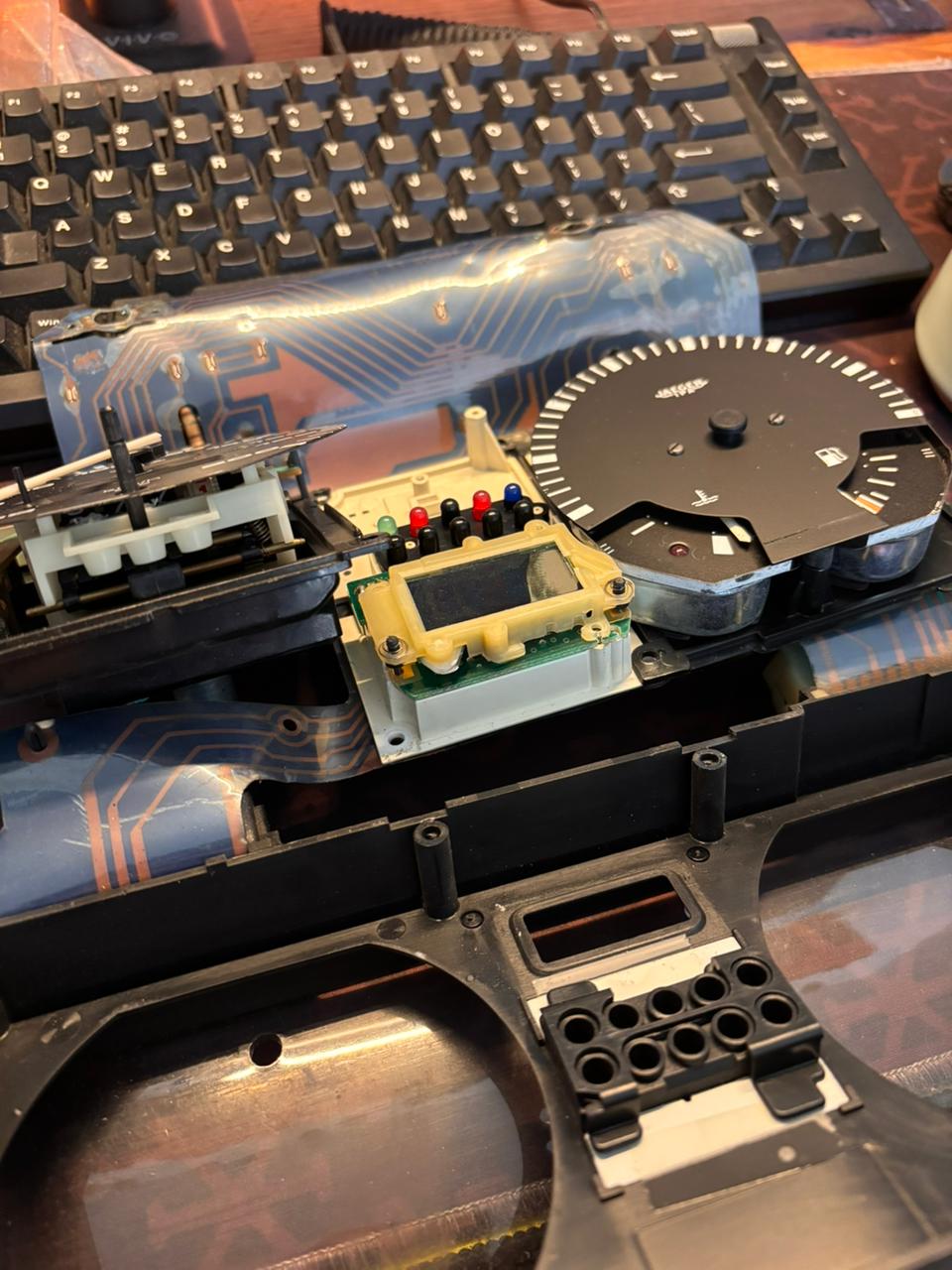 VW MK2 Cluster clock replacement. — miniatura 2