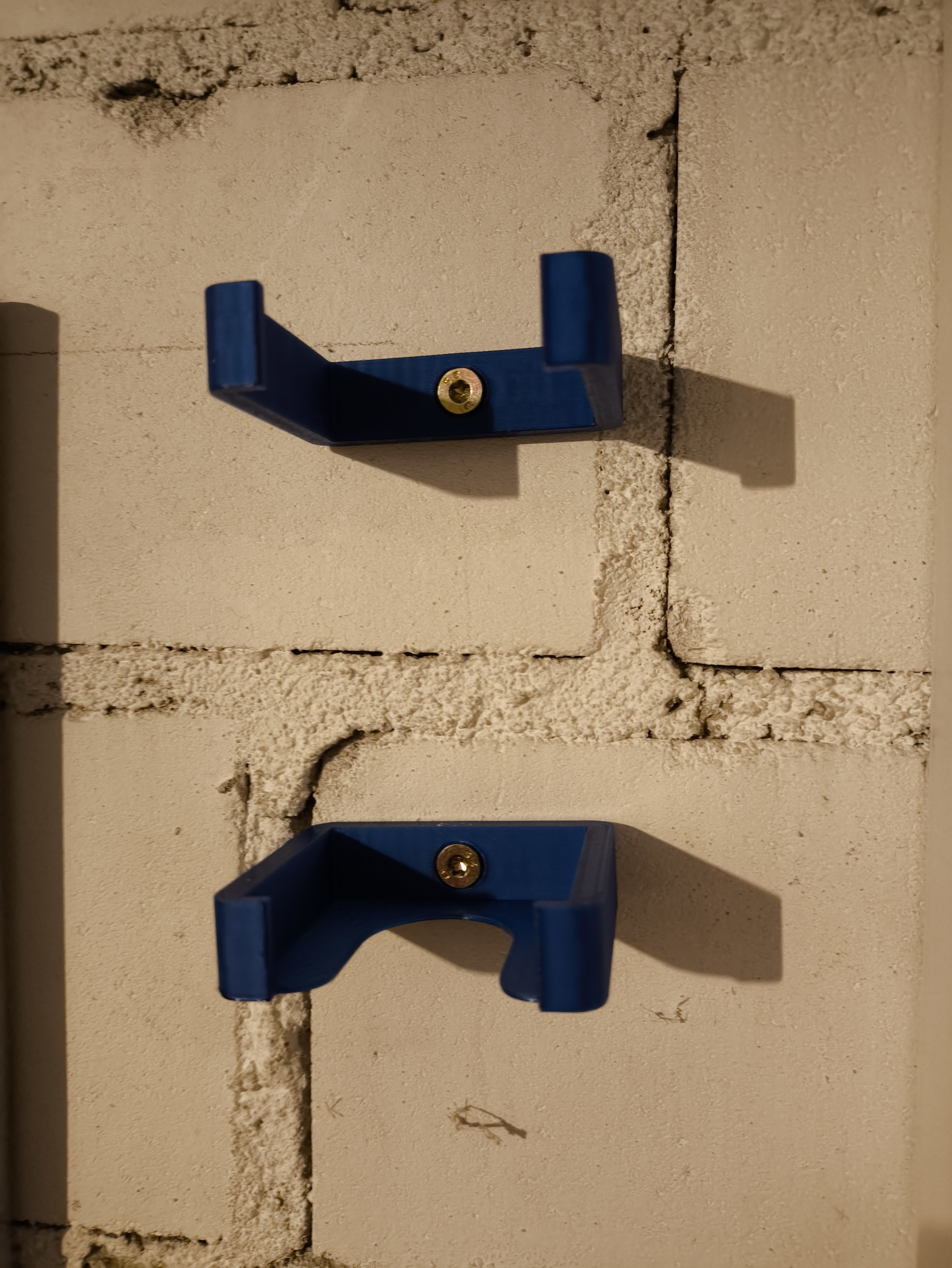 Powerstrip wallmount