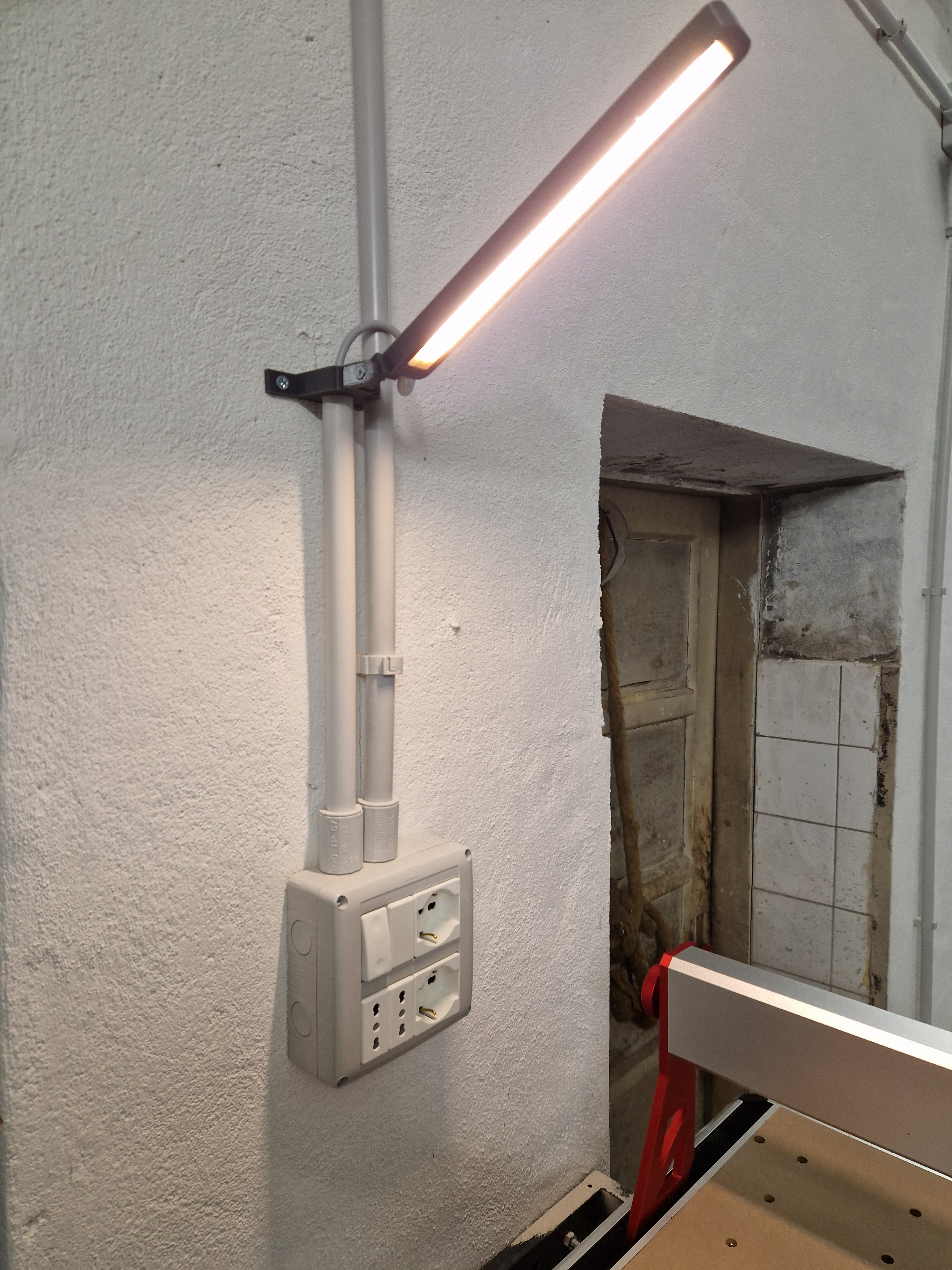 Led strip support