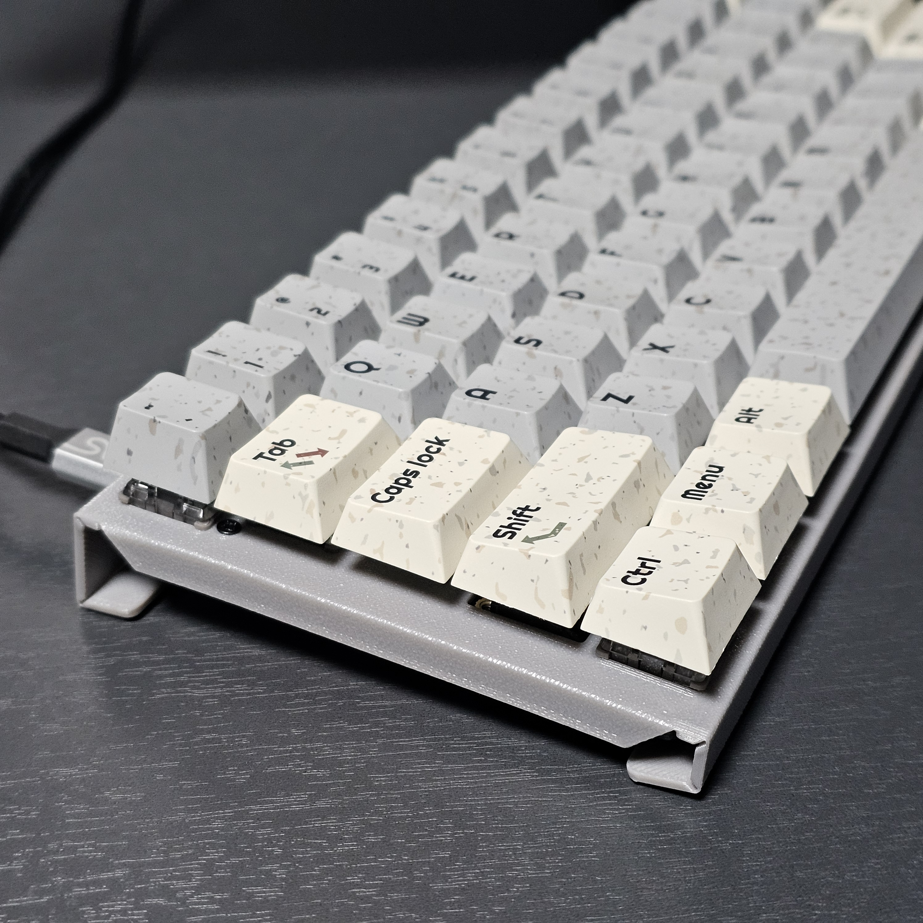 Bend to Shape Keyboard Case for Venom 60 he