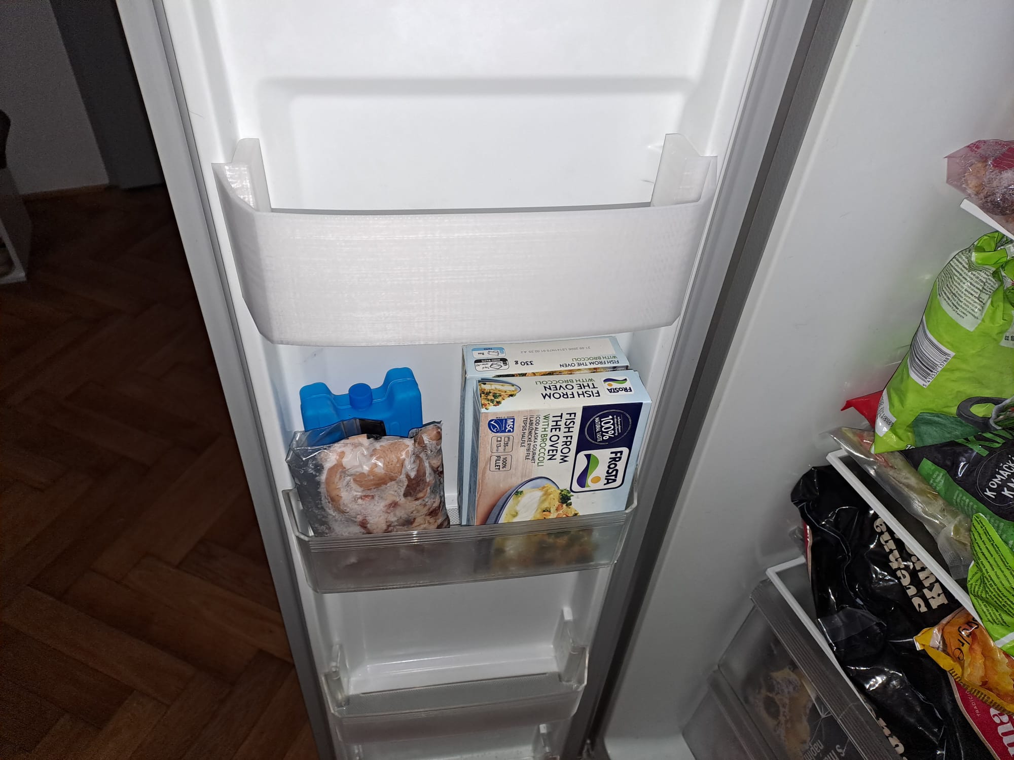 Fridge door storage box-Orava RGO-525MX