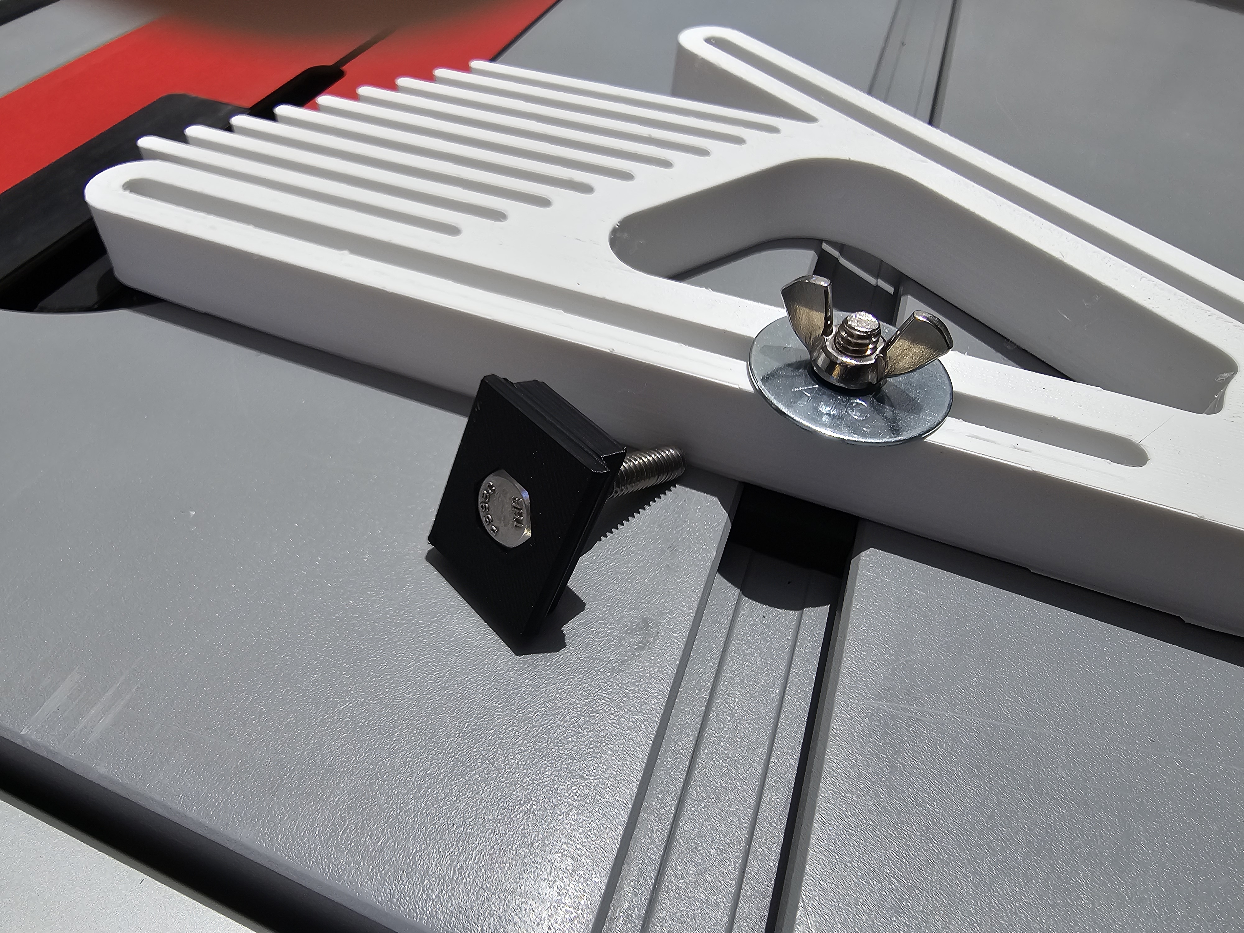 t-track test with bolt hole — thumbnail 2