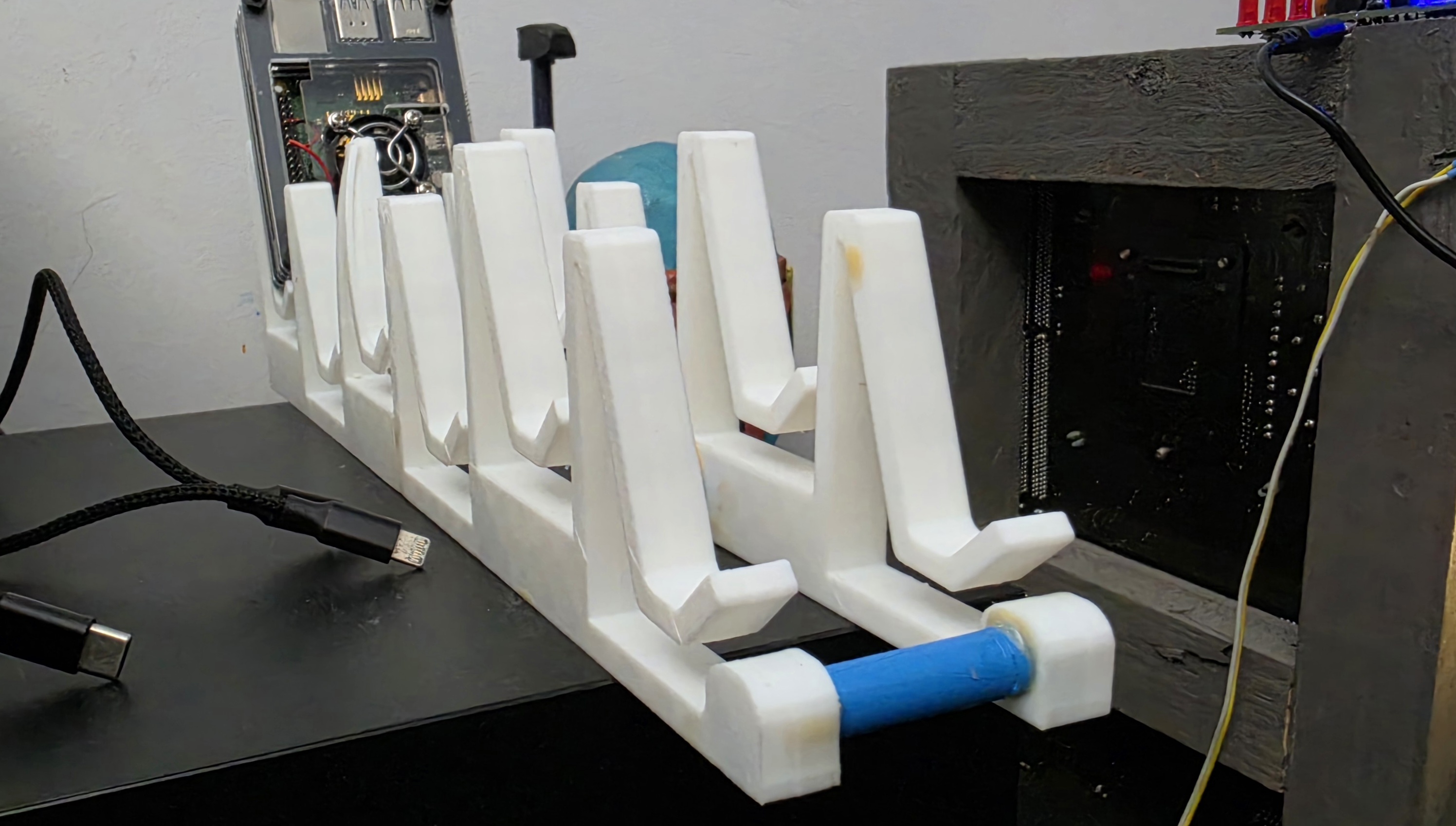 6 x Mobile Stand