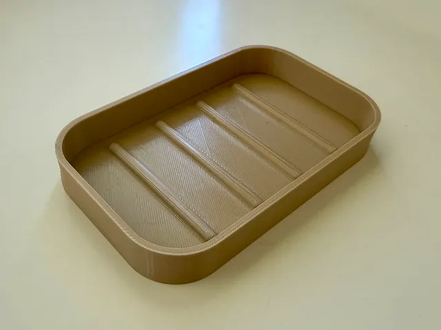 Decorative drip tray with rounded corners