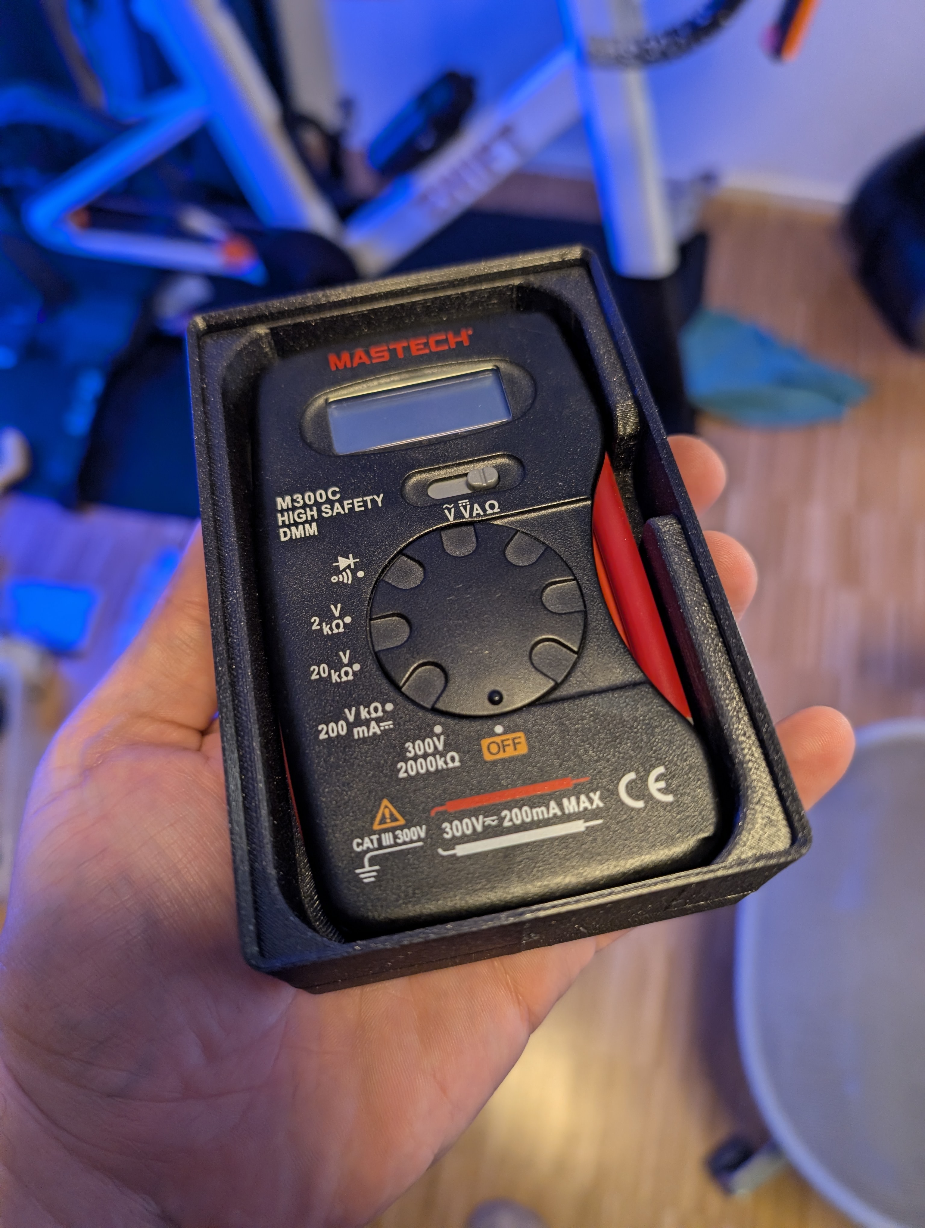 Gridfinity Bin for Mastech M300C Multimeter