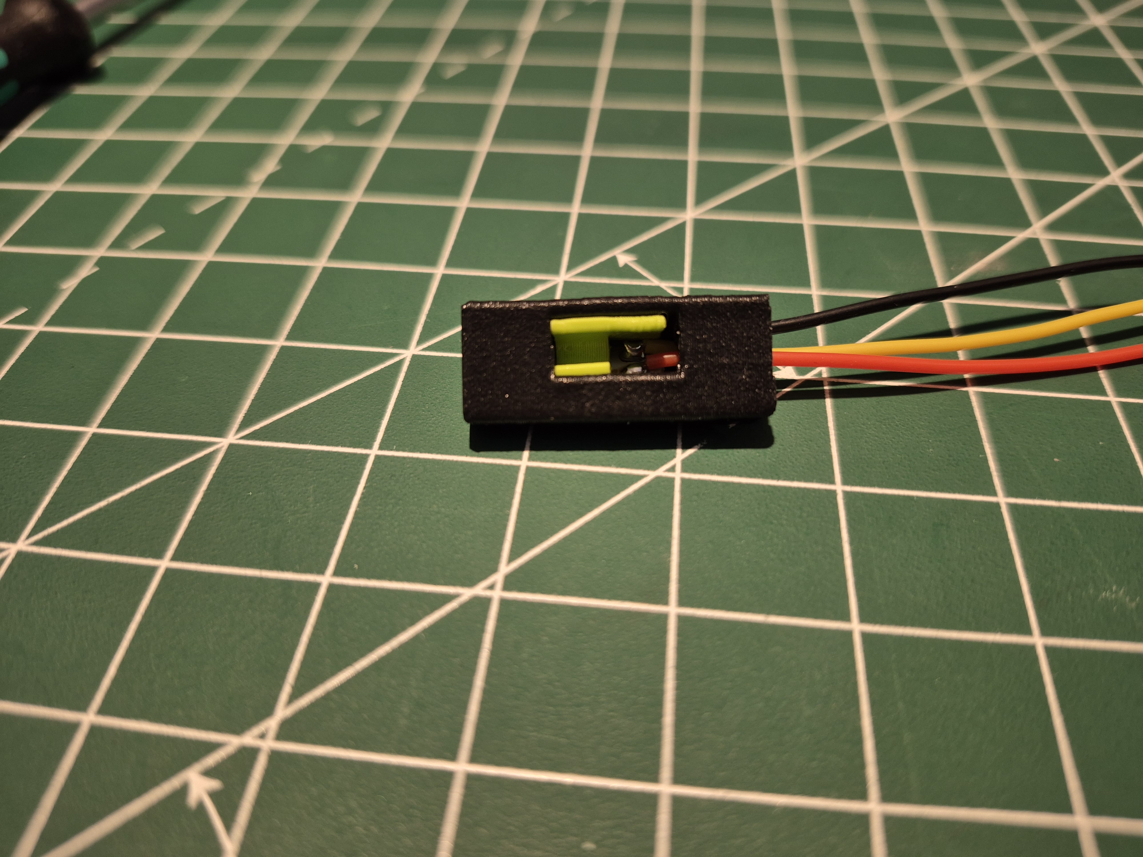 Fixation Clip for the NeoPixel Led in the LED Holder from theYAVOTH Toolhead created by chirpy