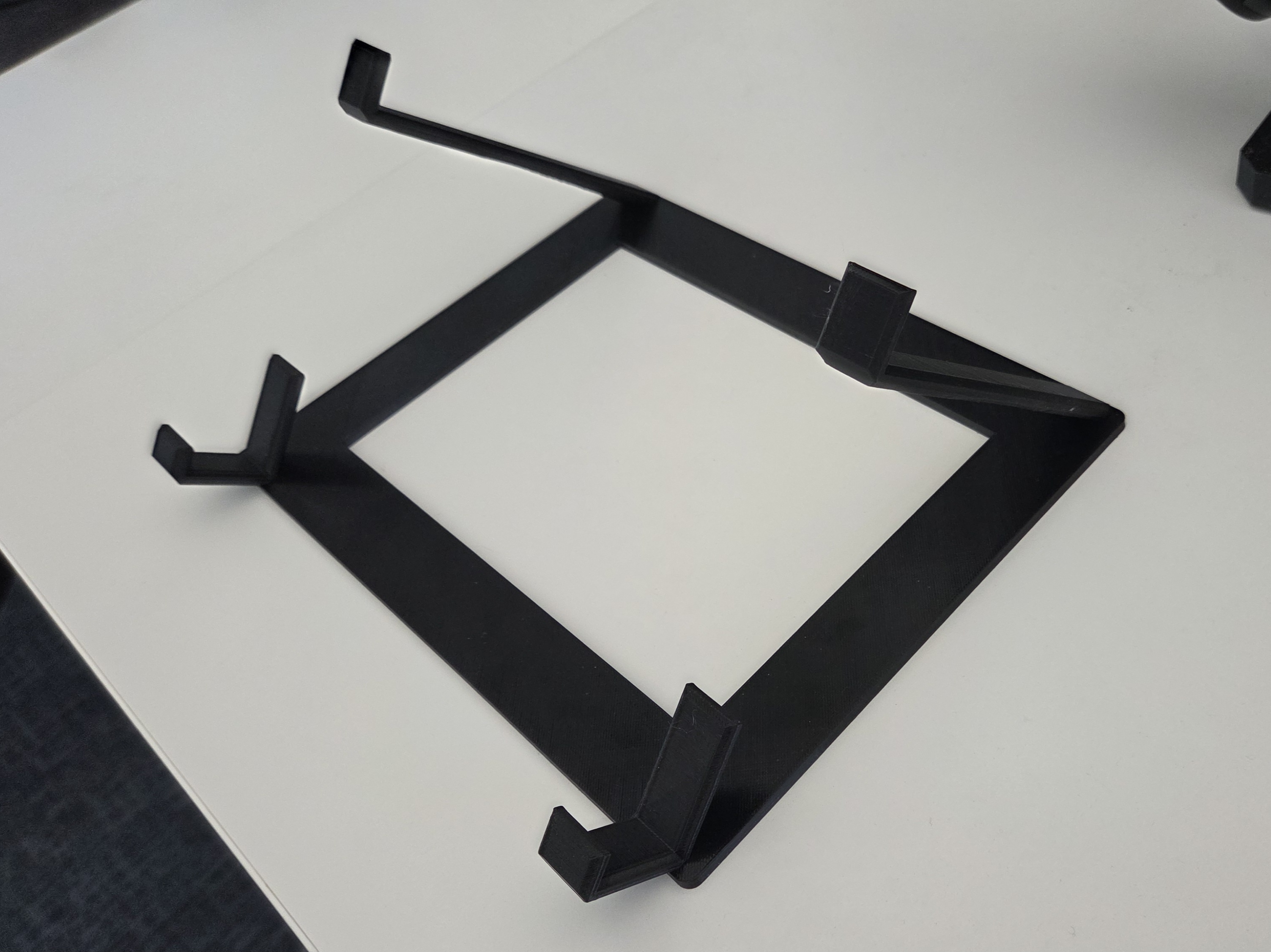Minimalistic 15" Notebook/Laptop Stand