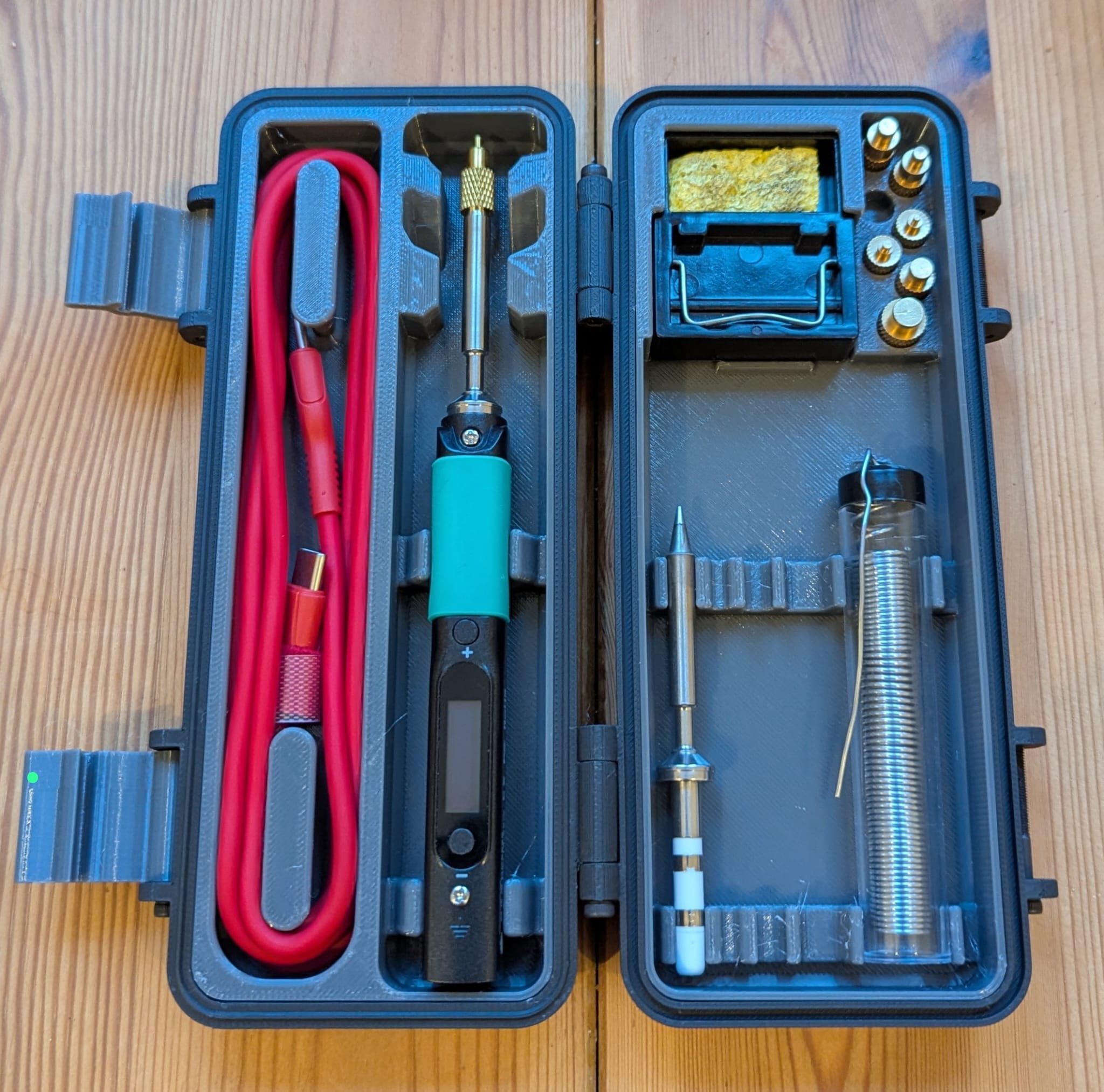 Pinecil v2 Short Tips & Solder Case