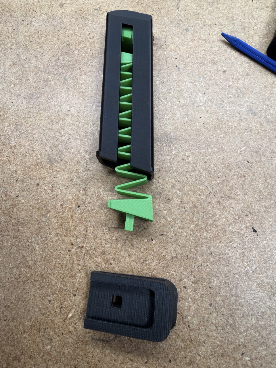Locking Mag Plate and Spring for the G19 Working Toy Gun remix by Stonepako — thumbnail 2