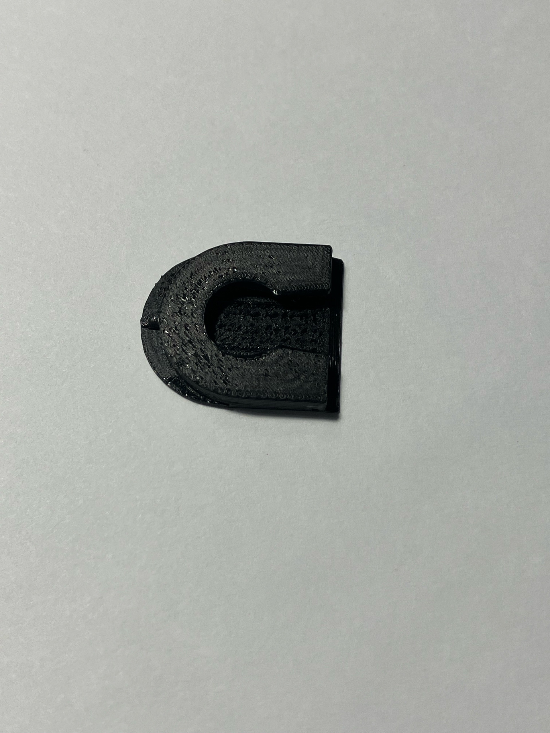 Clip holder for BWM E39 trunk door trim
