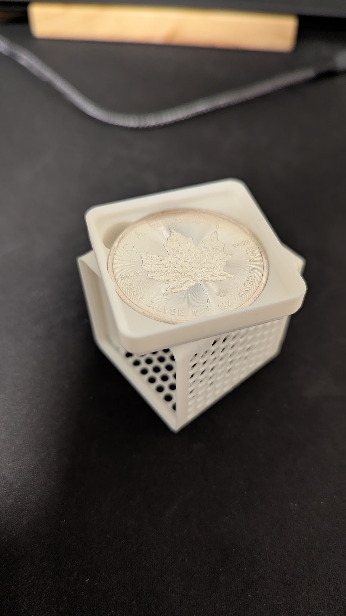 Gridfinity Silver Maple Leaf