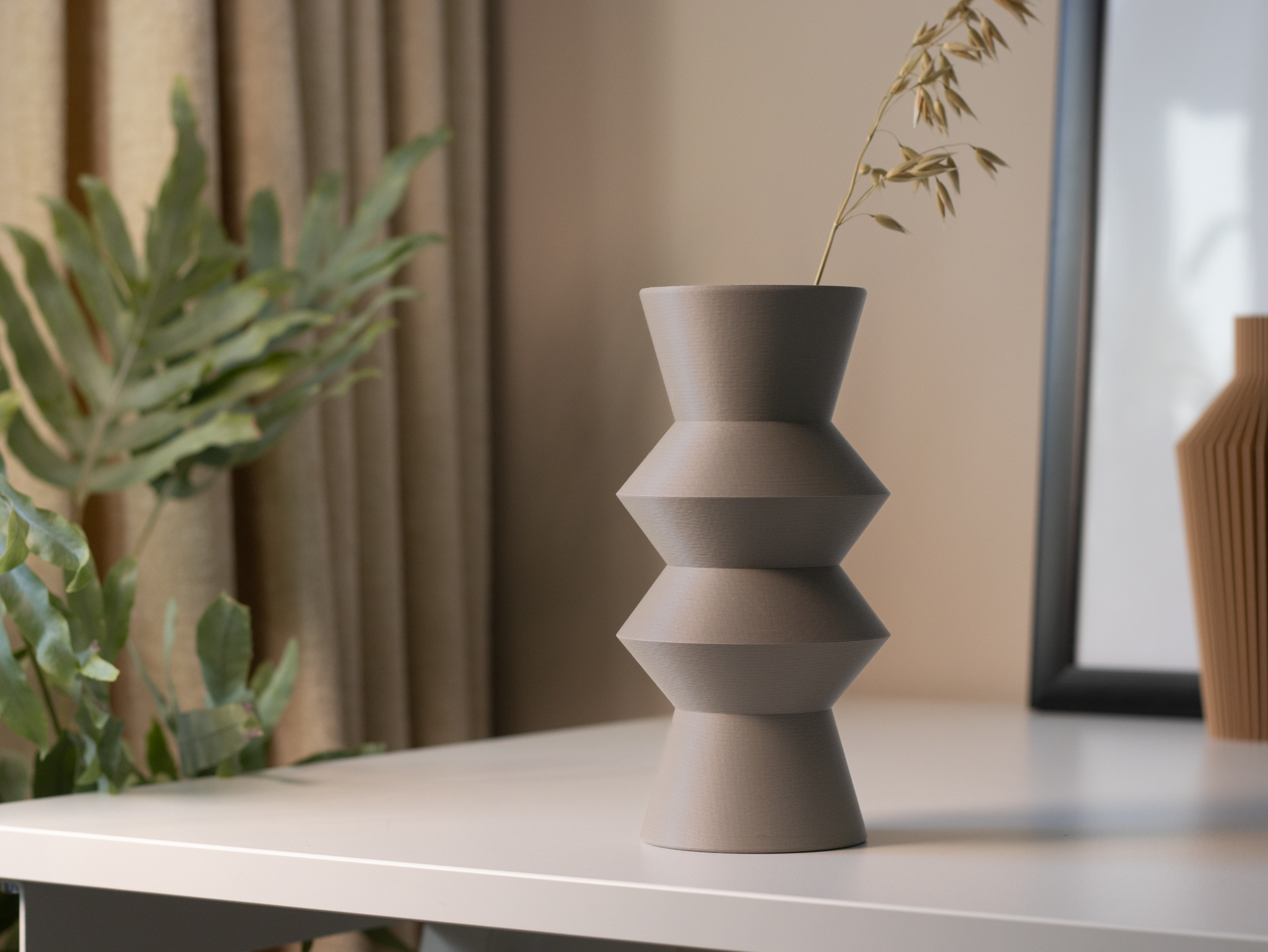 Geometric Vase SUKI - Japandi Collection