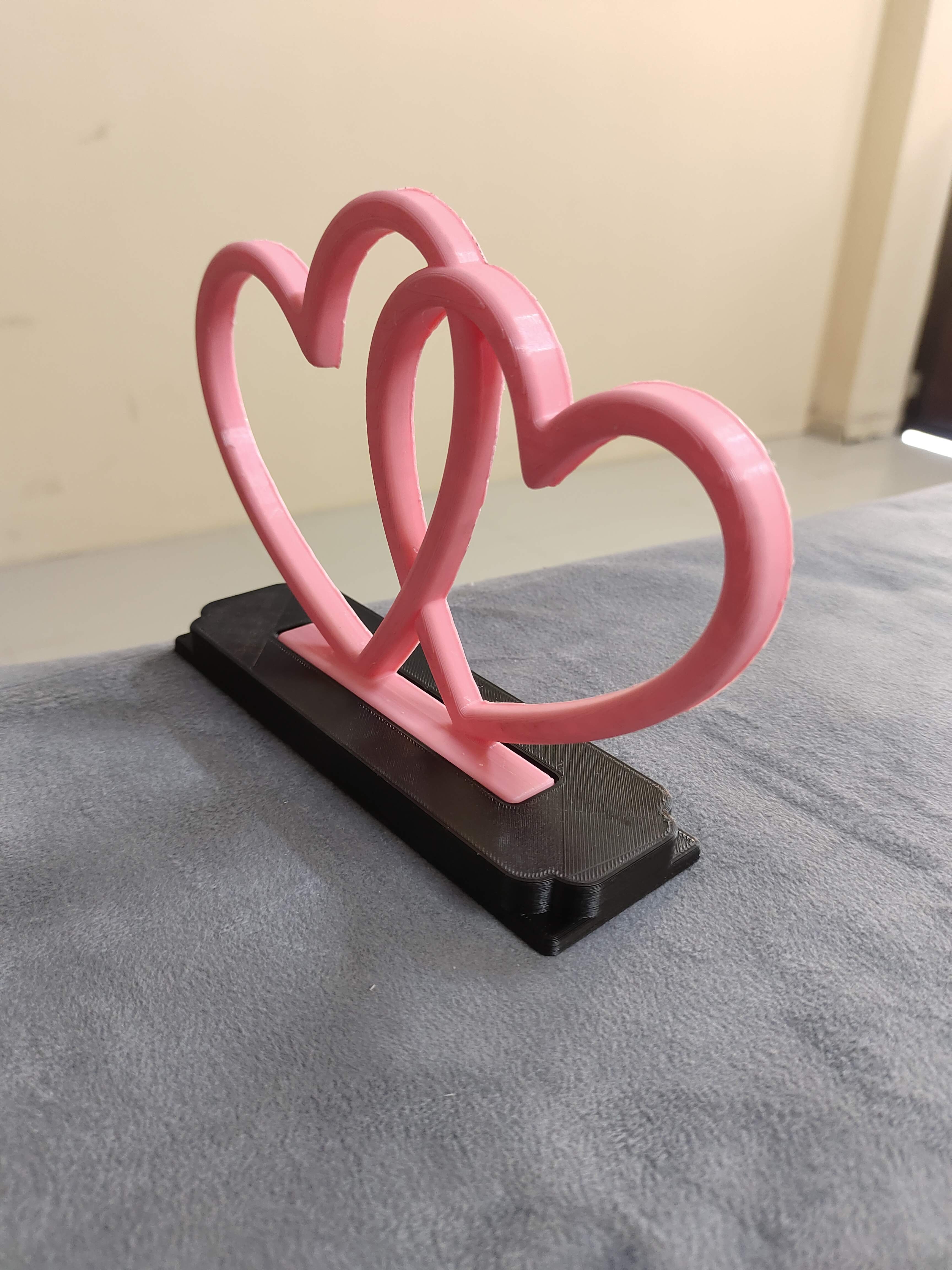 Couple Interlocking Heart Desk Decor — thumbnail 5